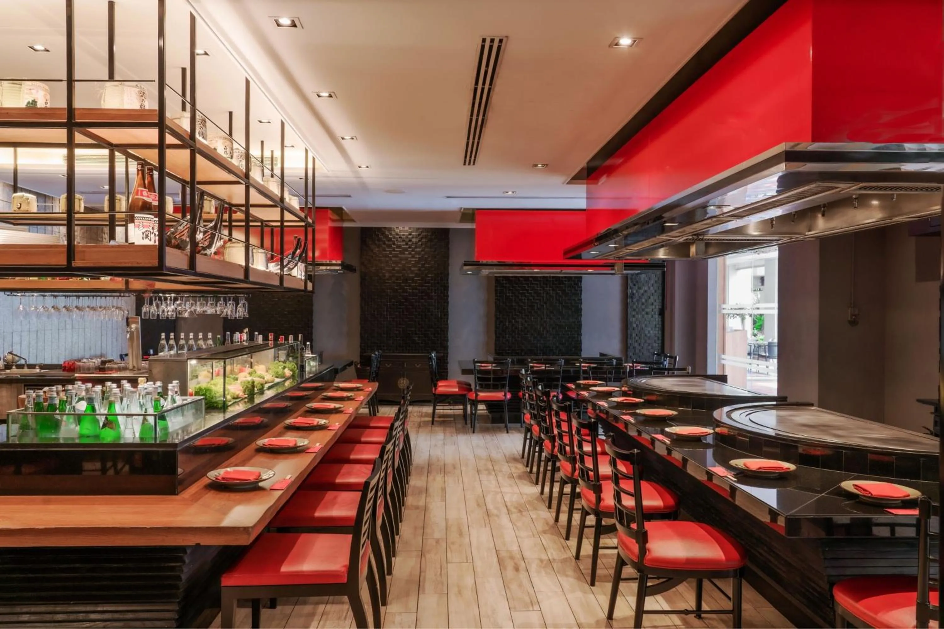 Restaurant/places to eat in Marriott's Phuket Beach Club