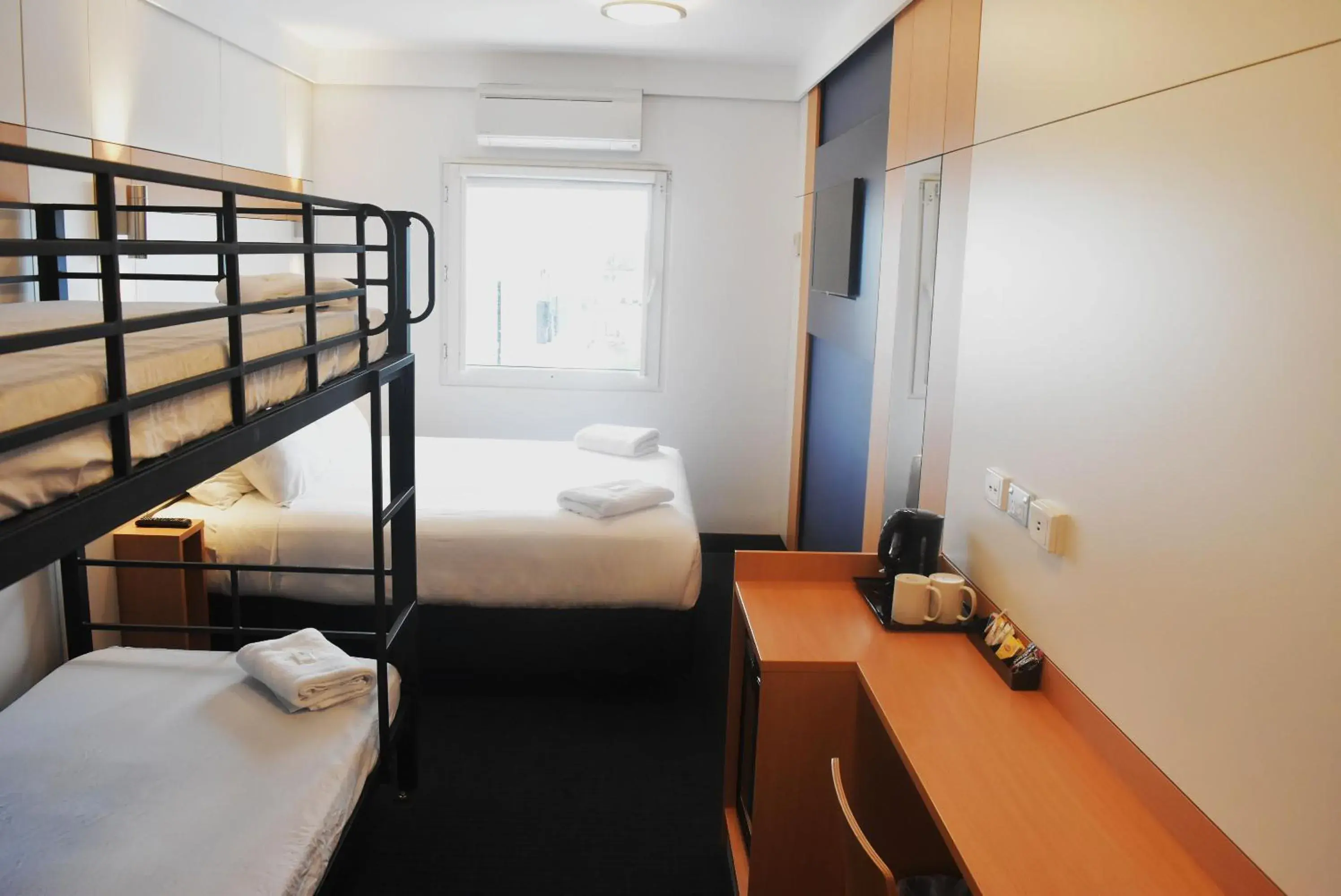 Photo of the whole room, Bed in ibis Budget - Gosford Photo of the whole room, Bed in ibis Budget - Gosford