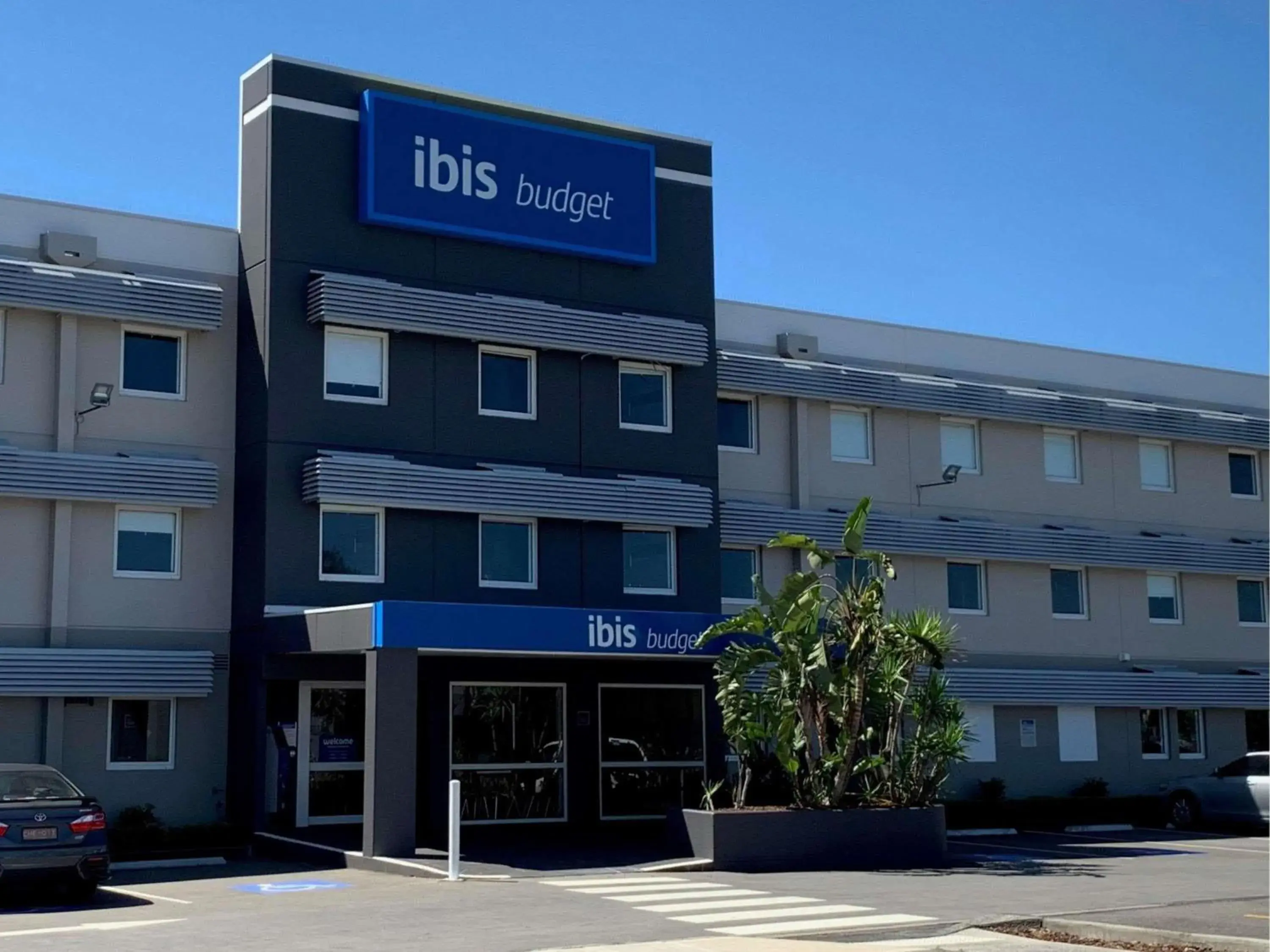 Property building in ibis Budget - Gosford Property building in ibis Budget - Gosford