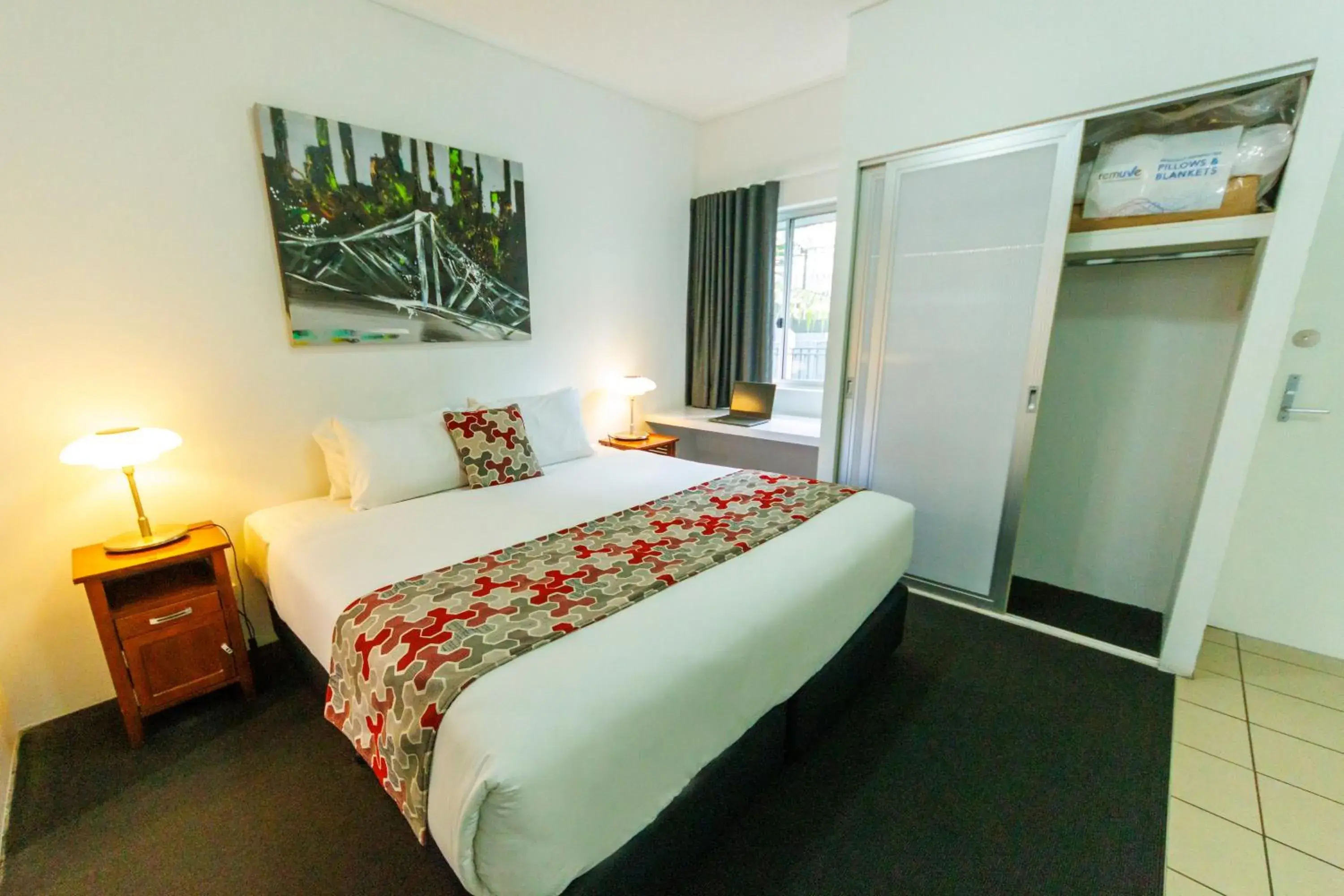 One-Bedroom Apartment in The Miro Apartments One-Bedroom Apartment in The Miro Apartments