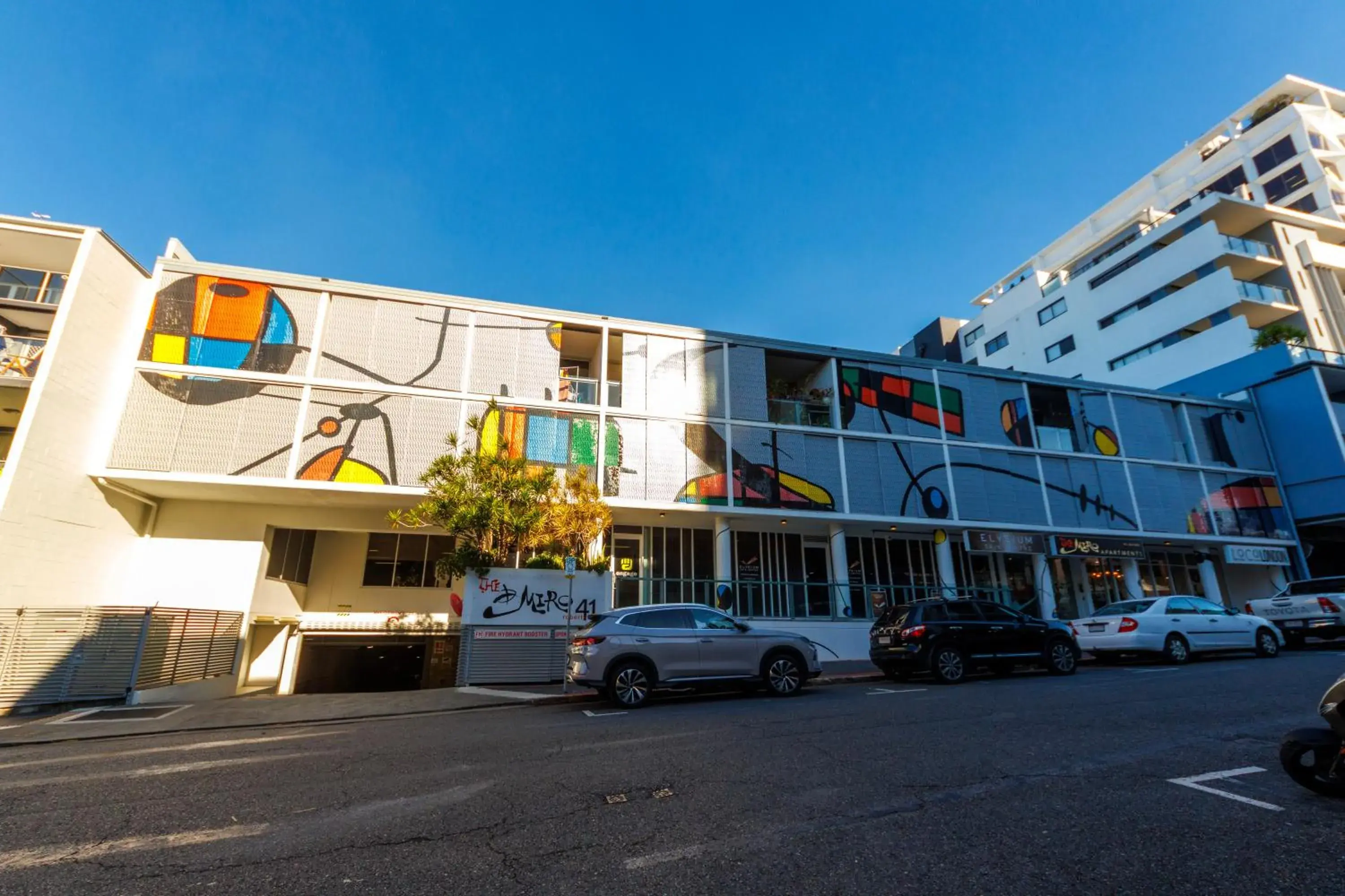 Property building in The Miro Apartments Property building in The Miro Apartments