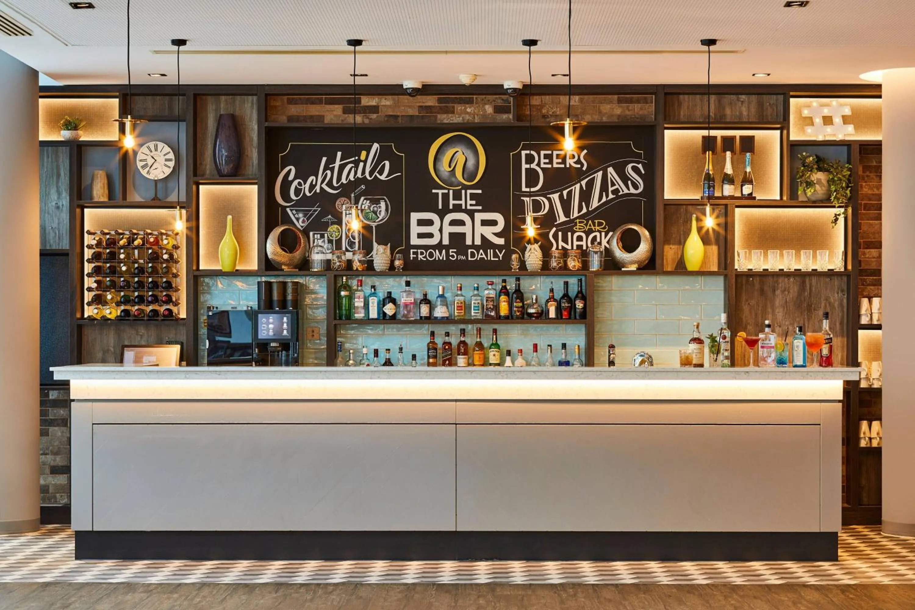 Lounge or bar in Residence Inn by Marriott London Kensington