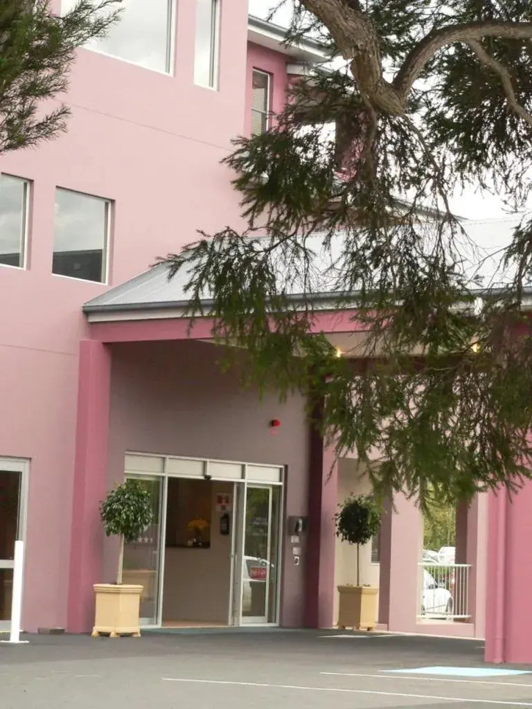 Facade/entrance in Lismore Bounty Workers Club Motel Facade/entrance in Lismore Bounty Workers Club Motel