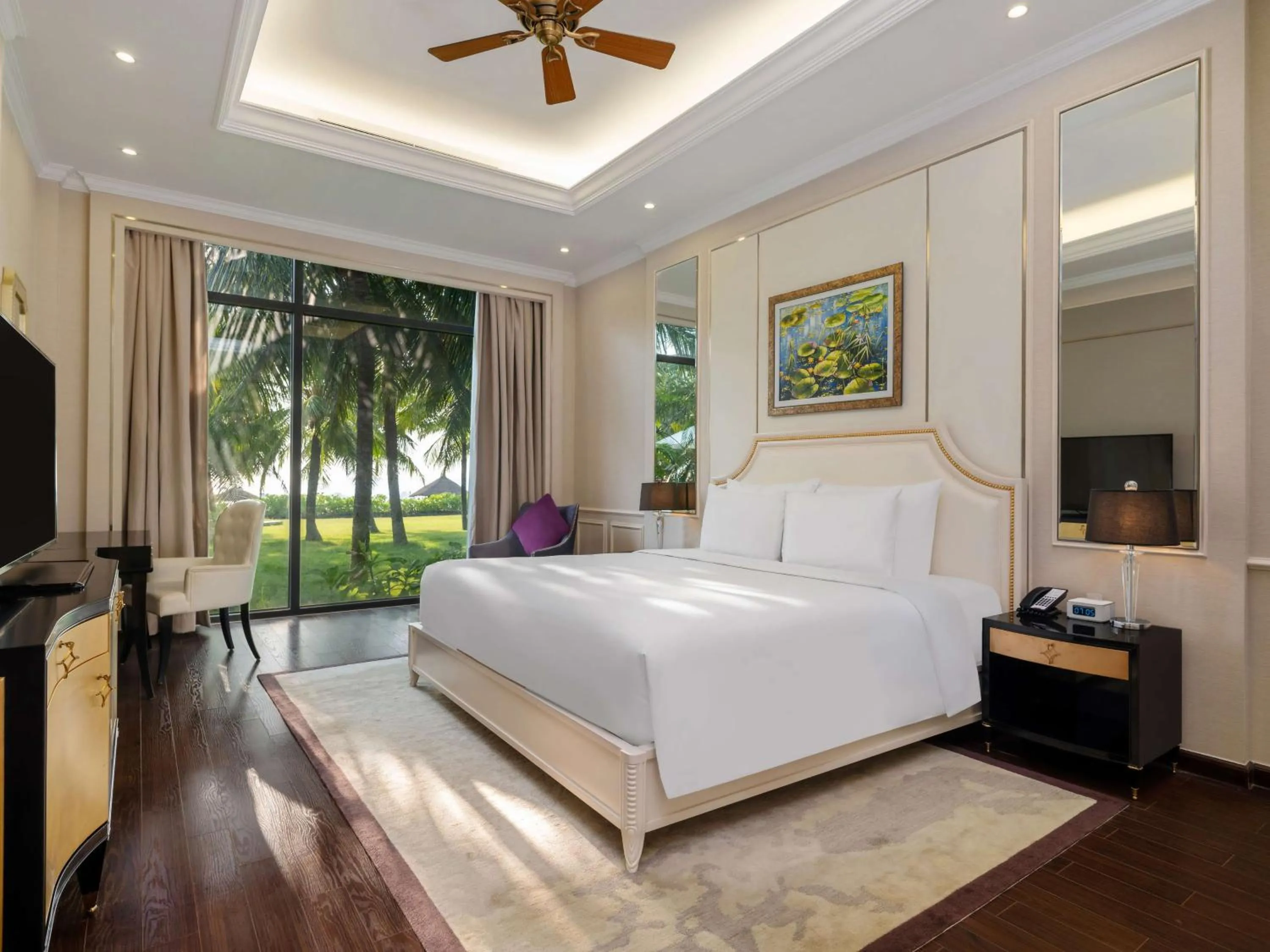 Photo of the whole room, Bed in Radisson Blu Resort Phu Quoc