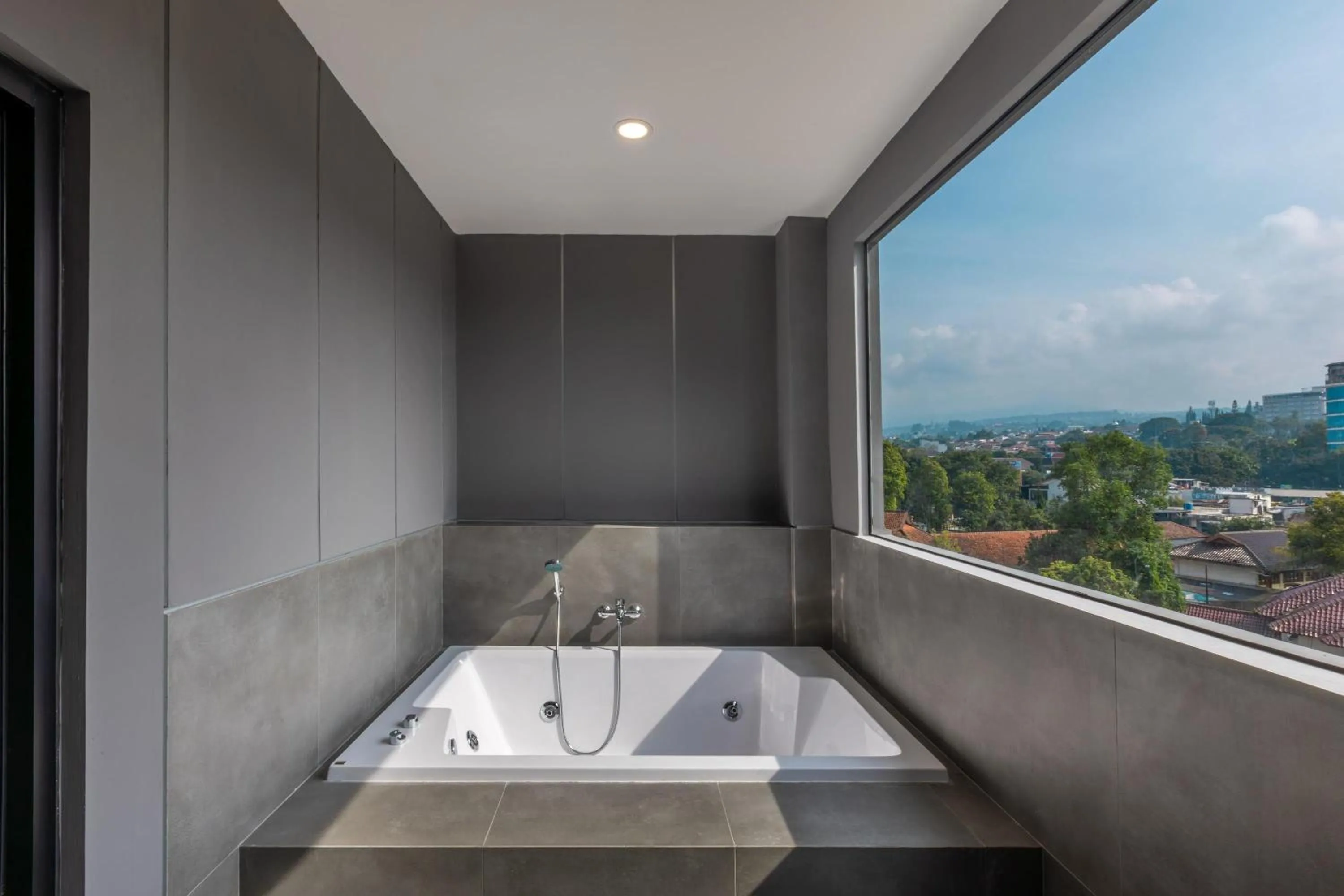 Bathroom in Best Western Setiabudhi Bandung