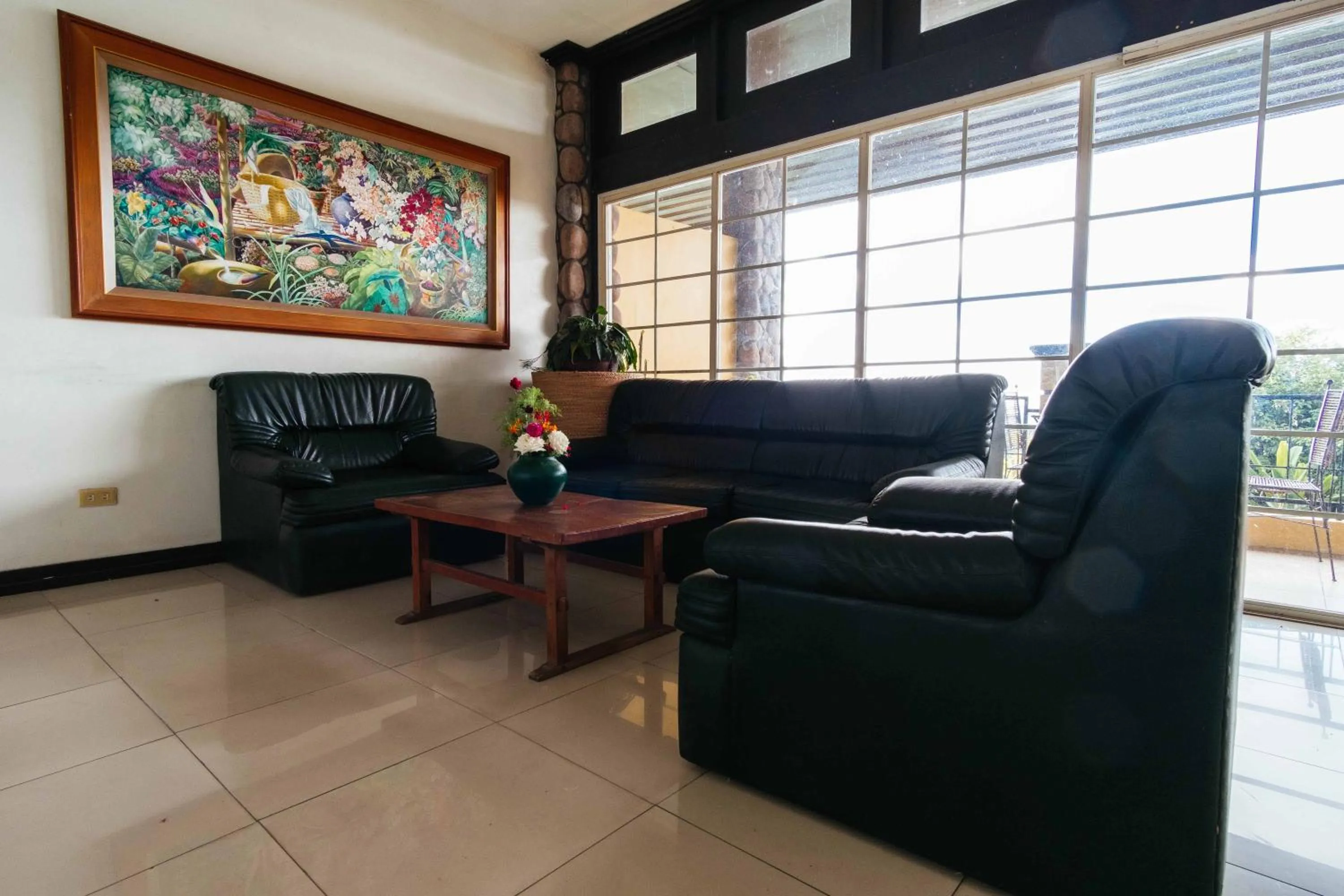 Lobby or reception in RedDoorz Plus at The Ridge Tagaytay