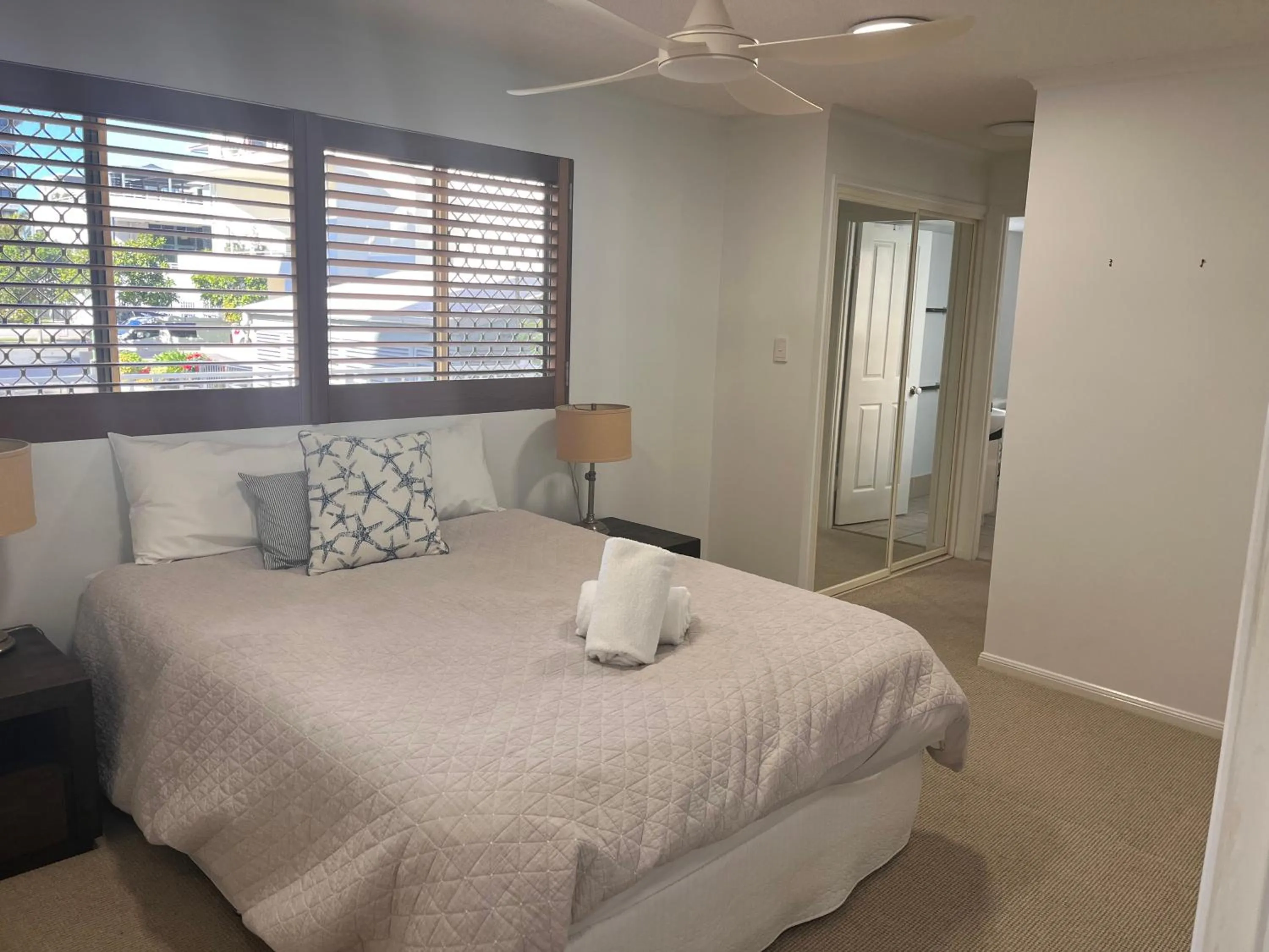 Bed in On The River Apartments