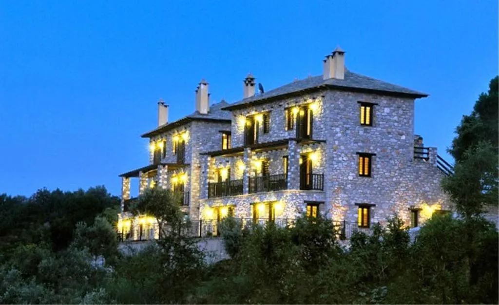 Property building in Prasino - Galazio