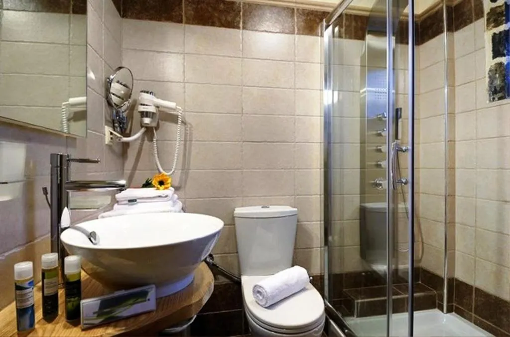 Bathroom in Prasino - Galazio