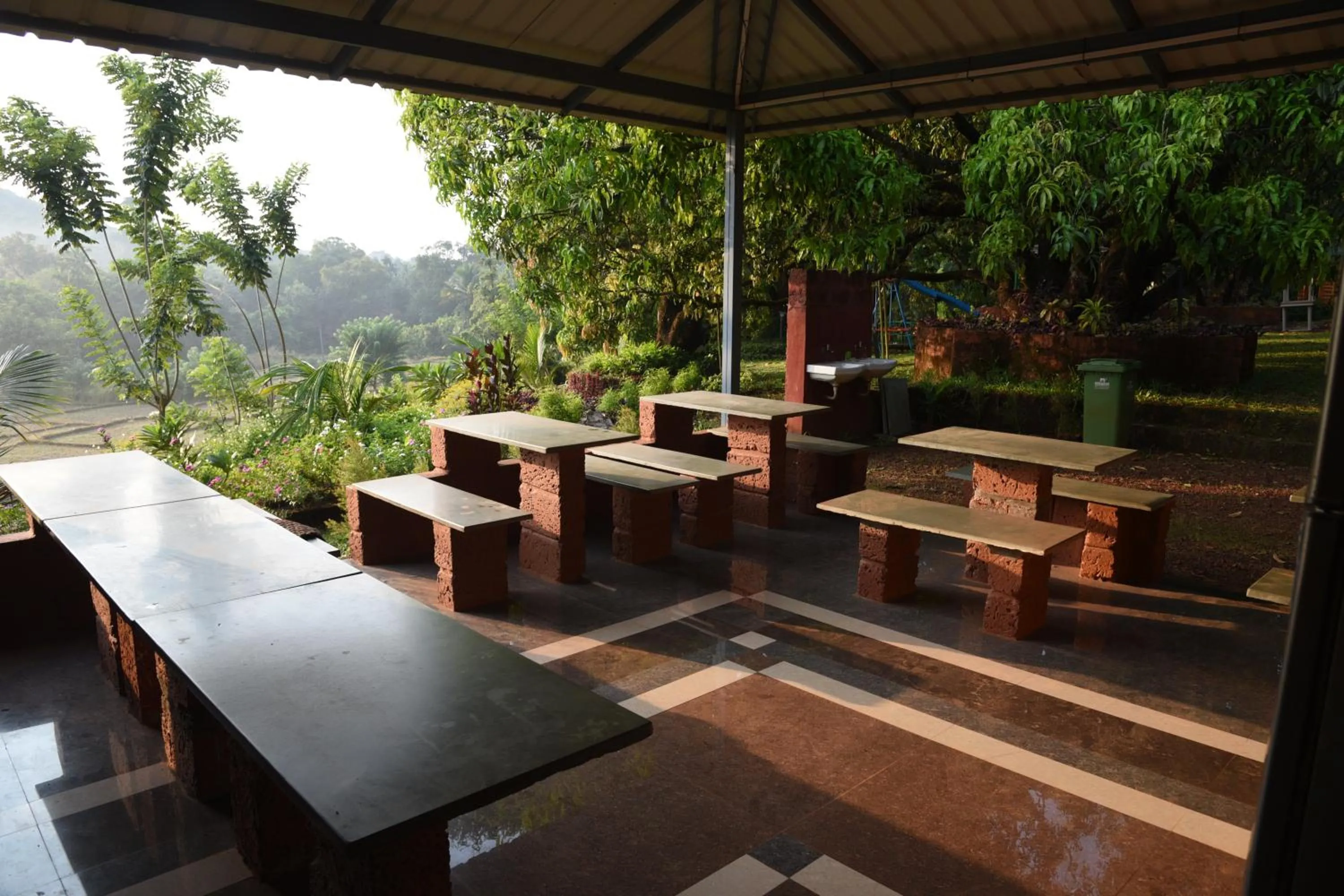 Buffet breakfast in Shree Ramkrishna Anandvan