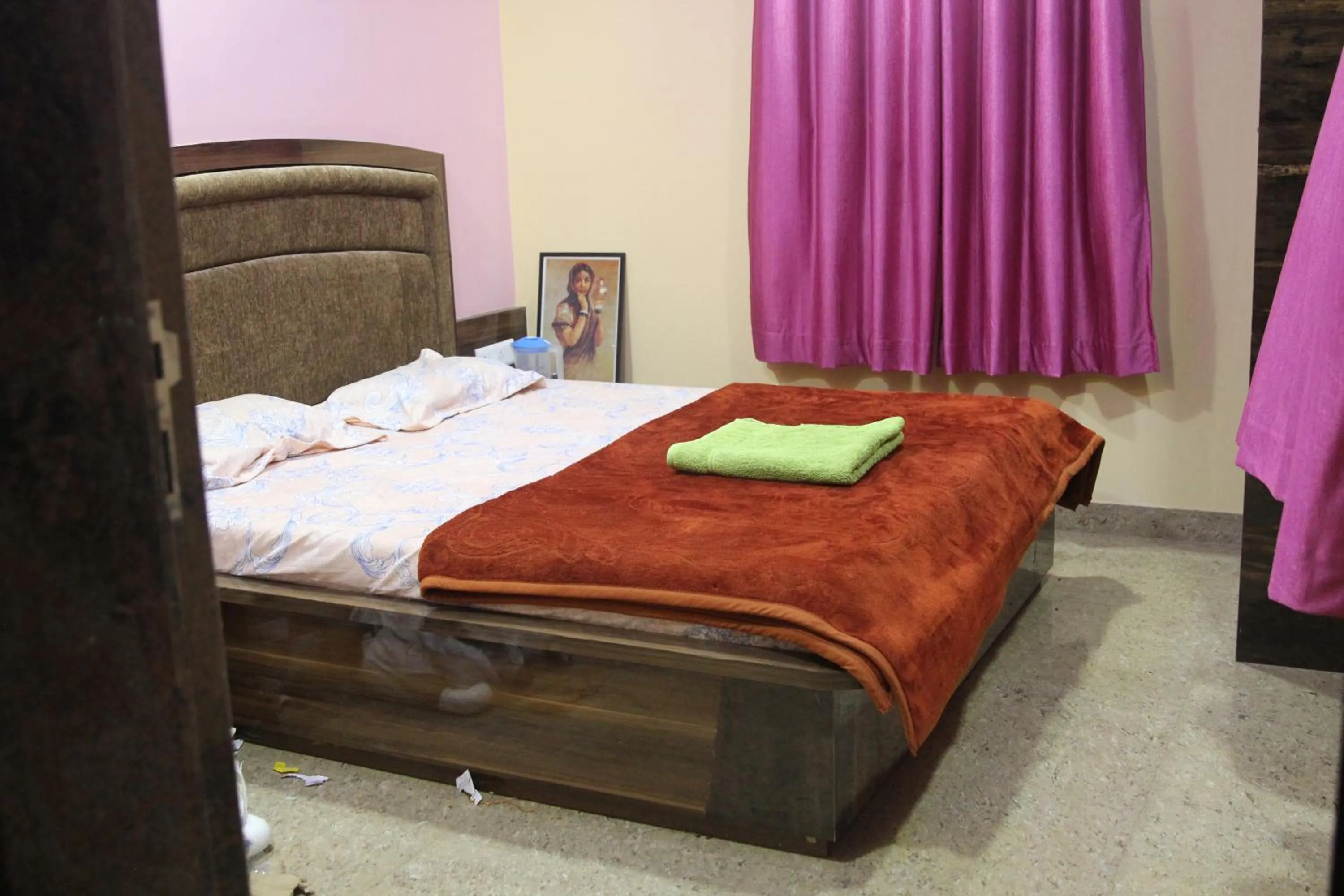 Bed in Shree Ramkrishna Anandvan