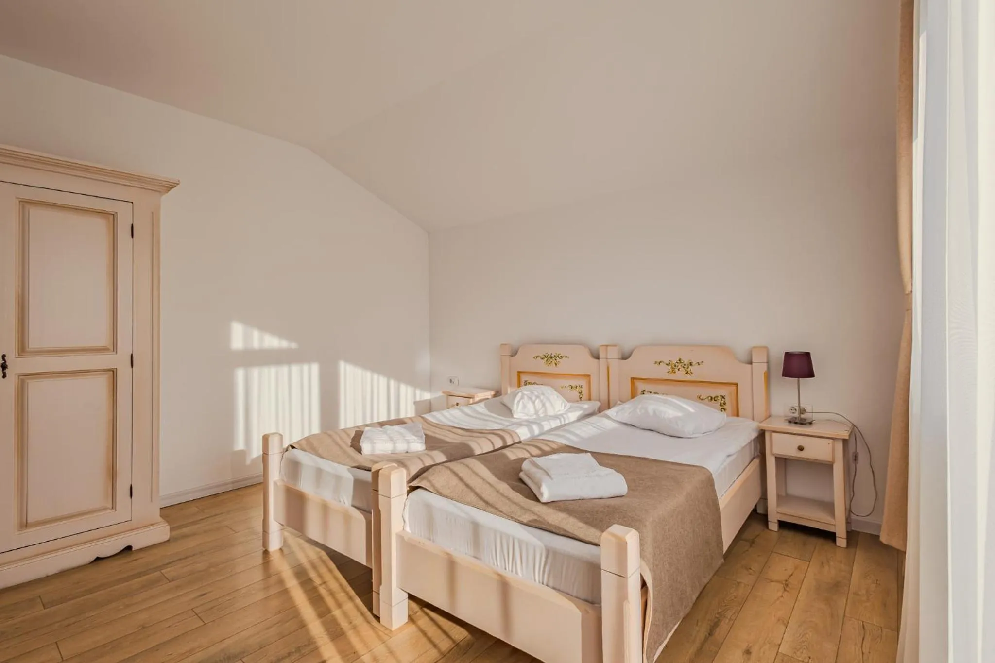 Bed in Complex Panicel