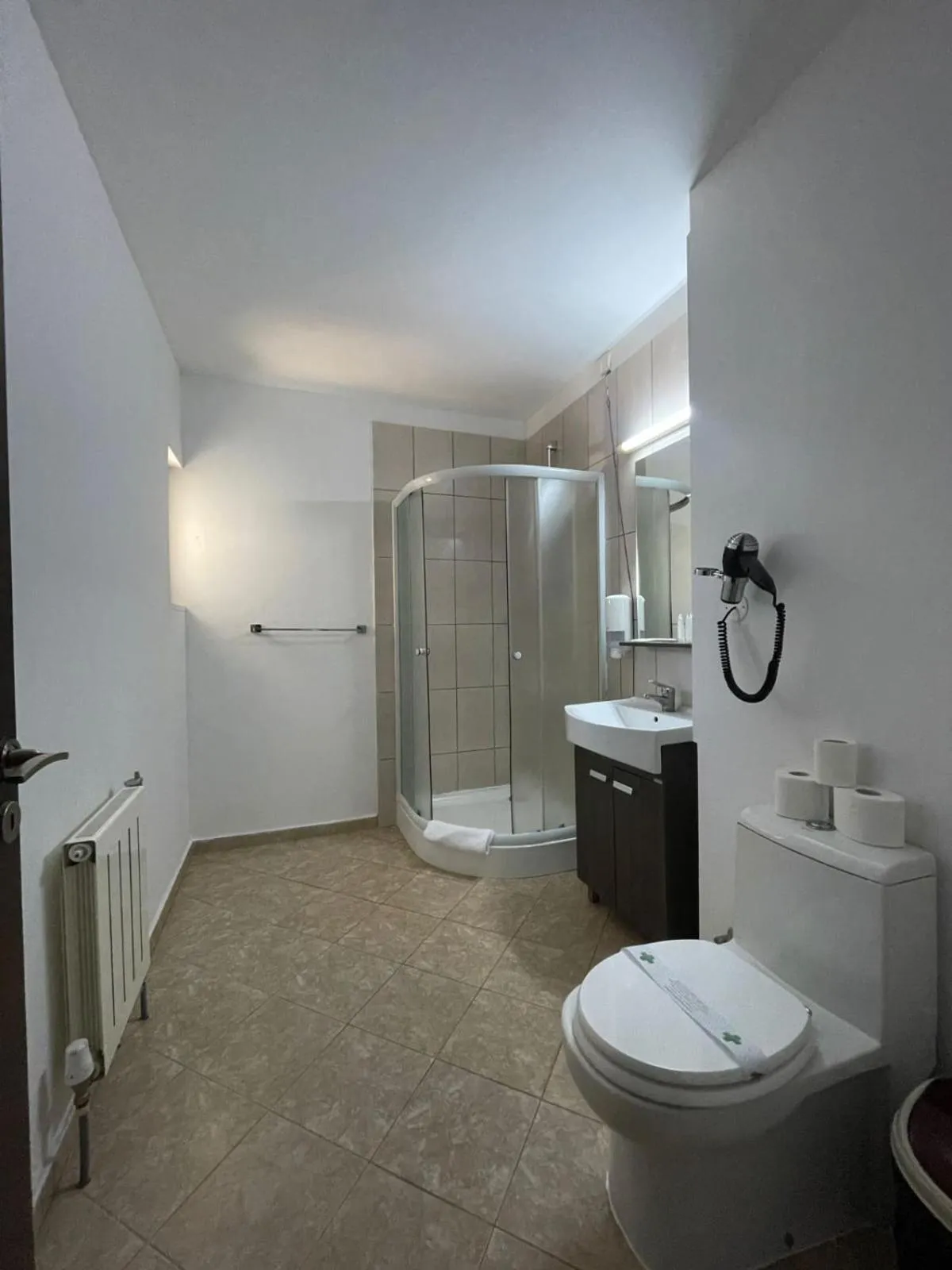 Shower in Complex Panicel