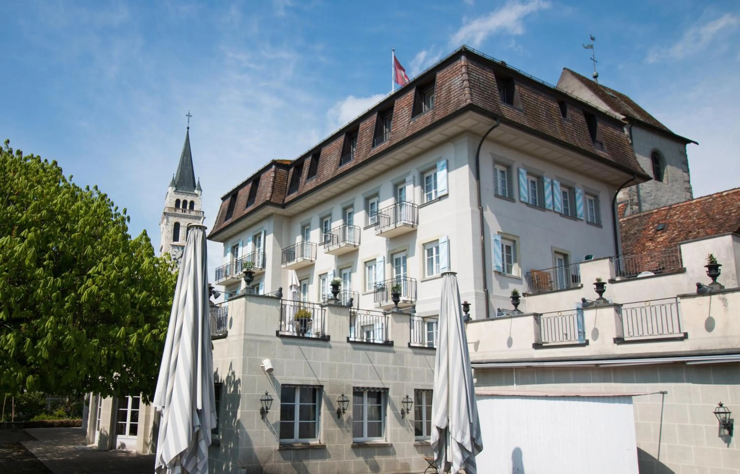 Property building in Hotel Schloss Romanshorn