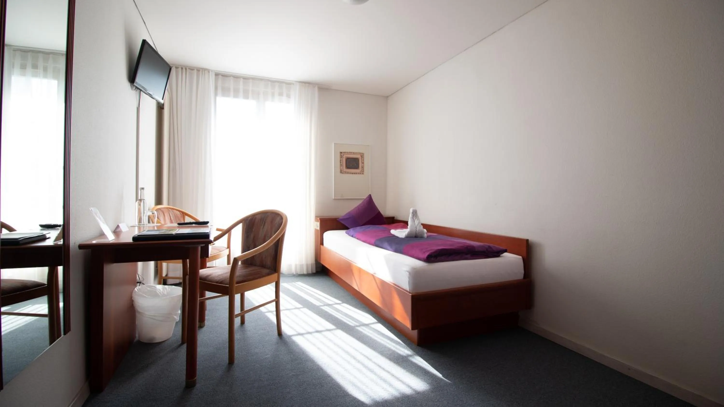 Bed in Hotel Schloss Romanshorn