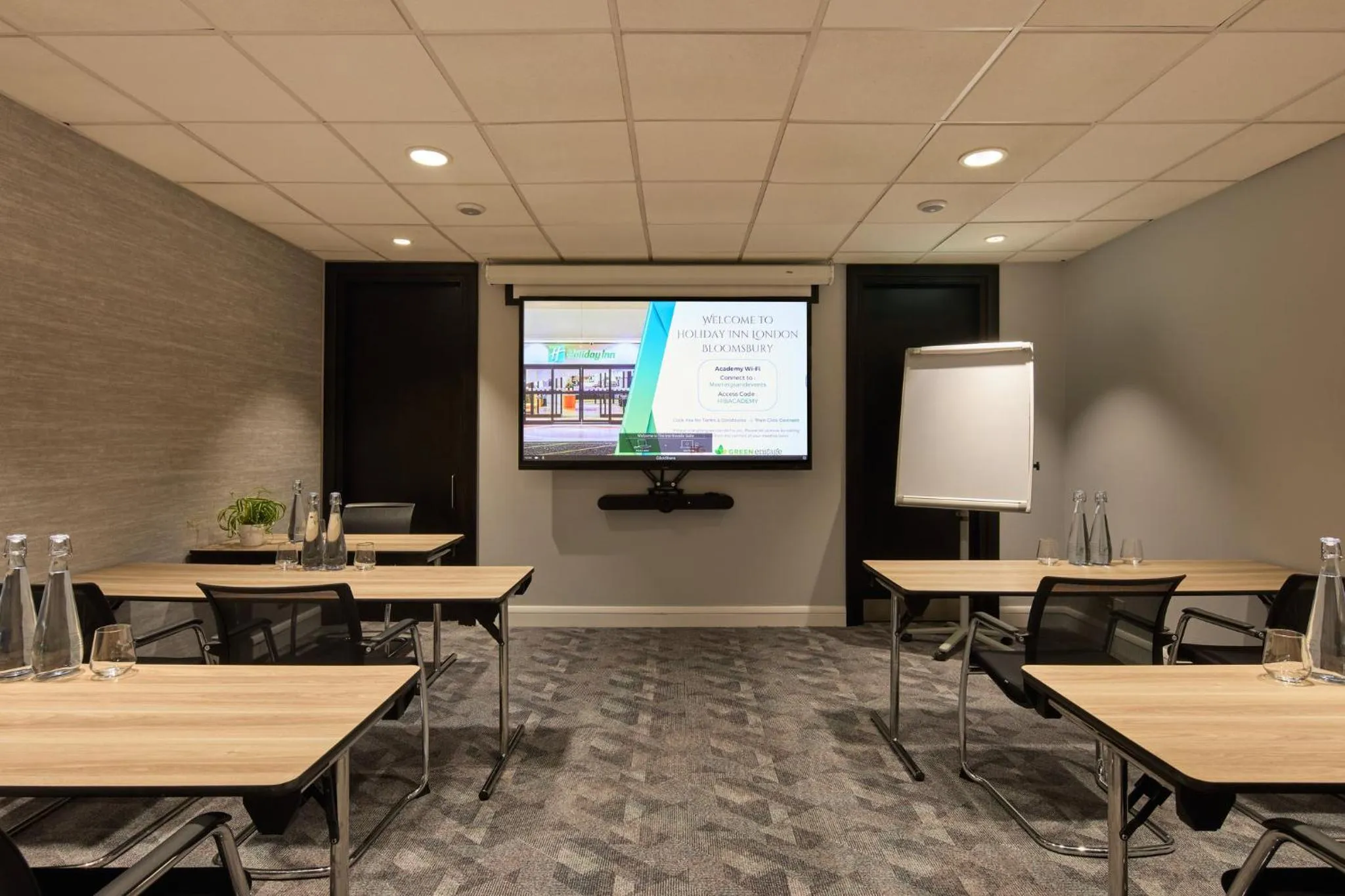 Meeting/conference room in Holiday Inn London Bloomsbury by IHG