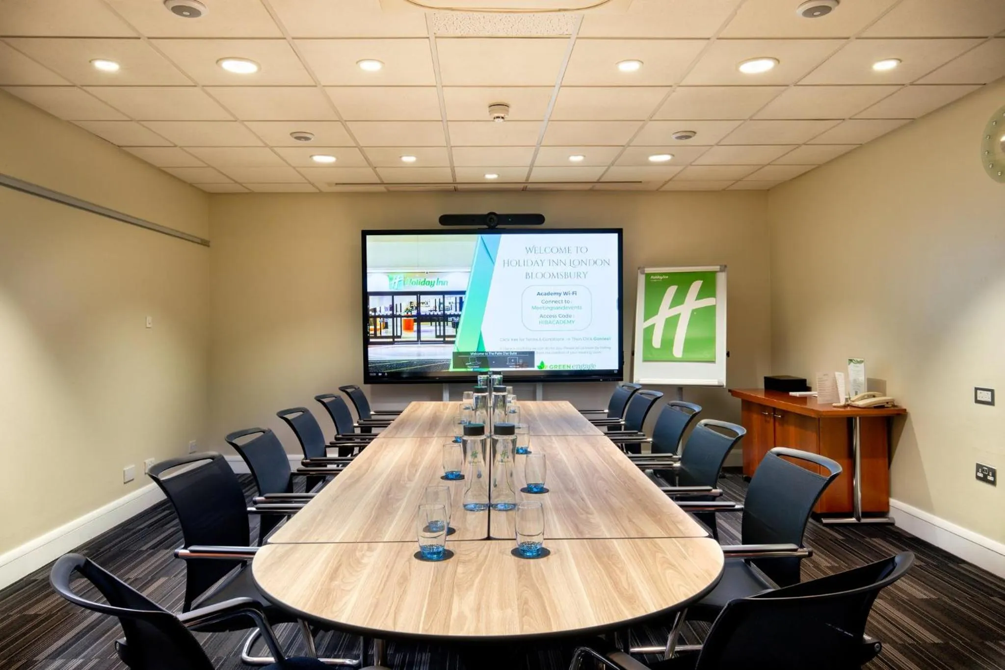Meeting/conference room in Holiday Inn London Bloomsbury by IHG