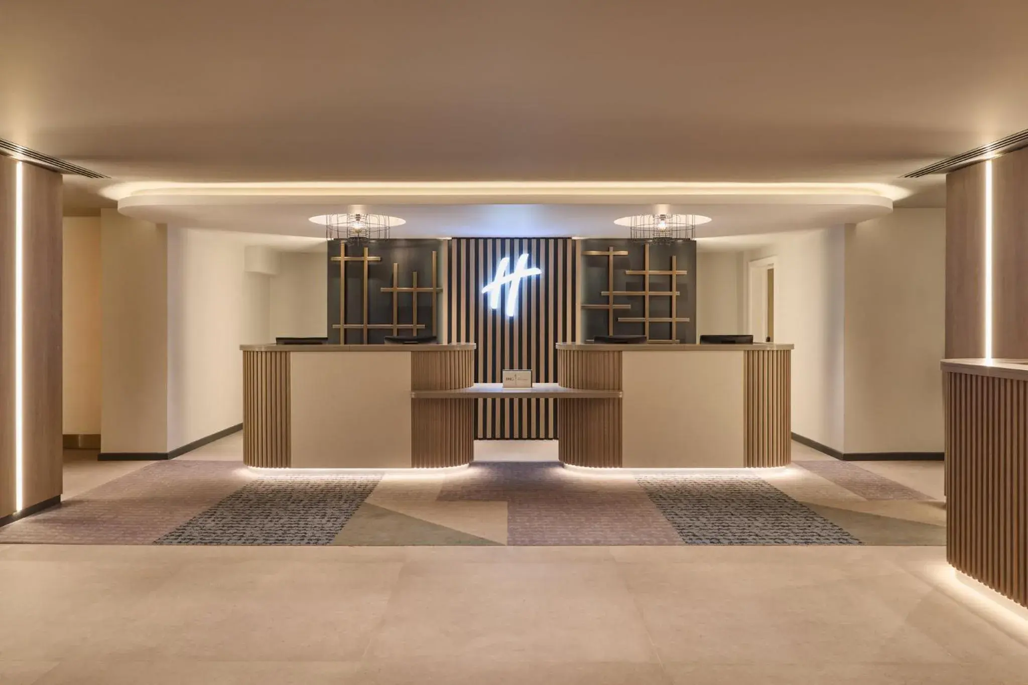 Property building in Holiday Inn London Bloomsbury by IHG Property building in Holiday Inn London Bloomsbury by IHG