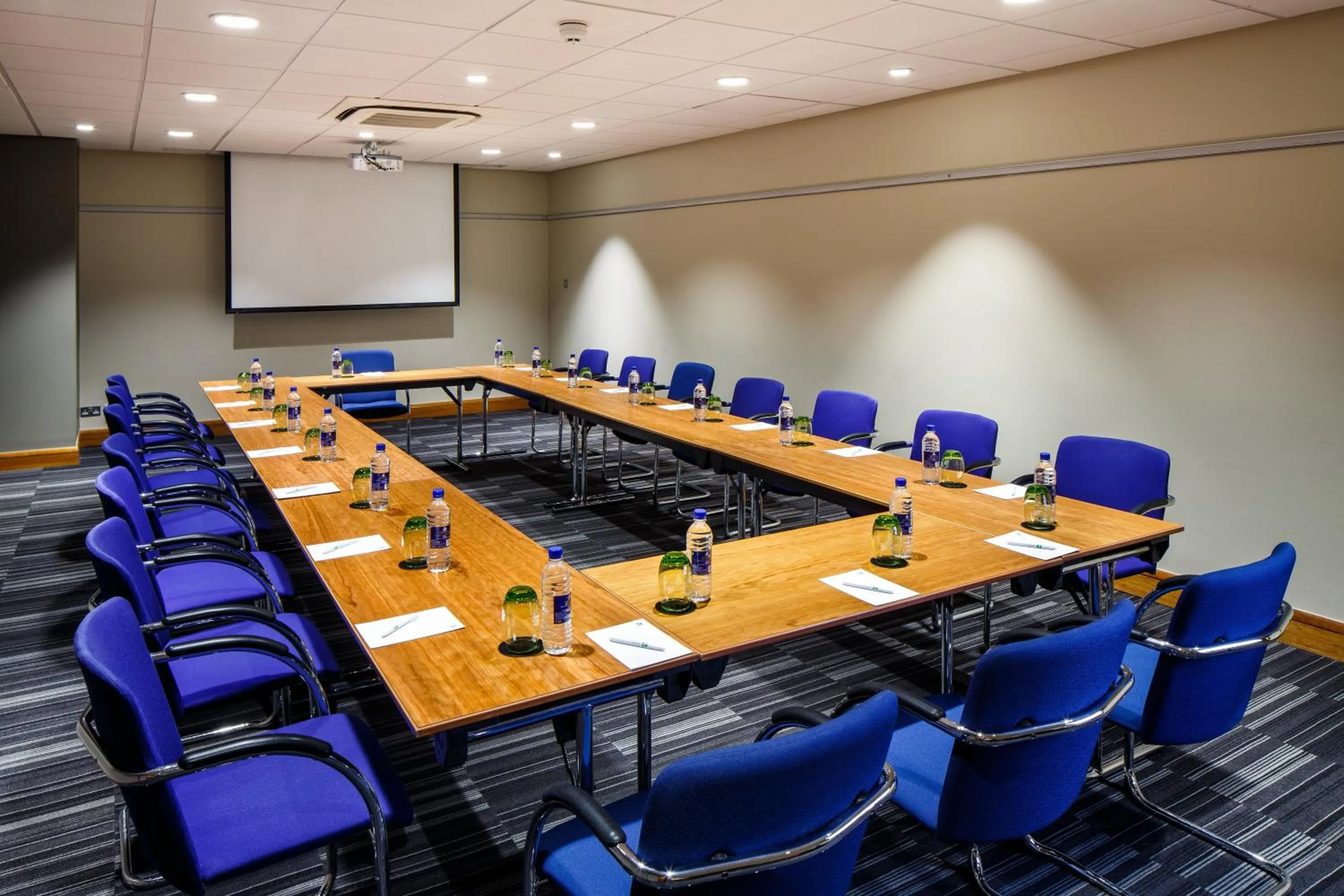 Meeting/conference room in Holiday Inn London Bloomsbury by IHG