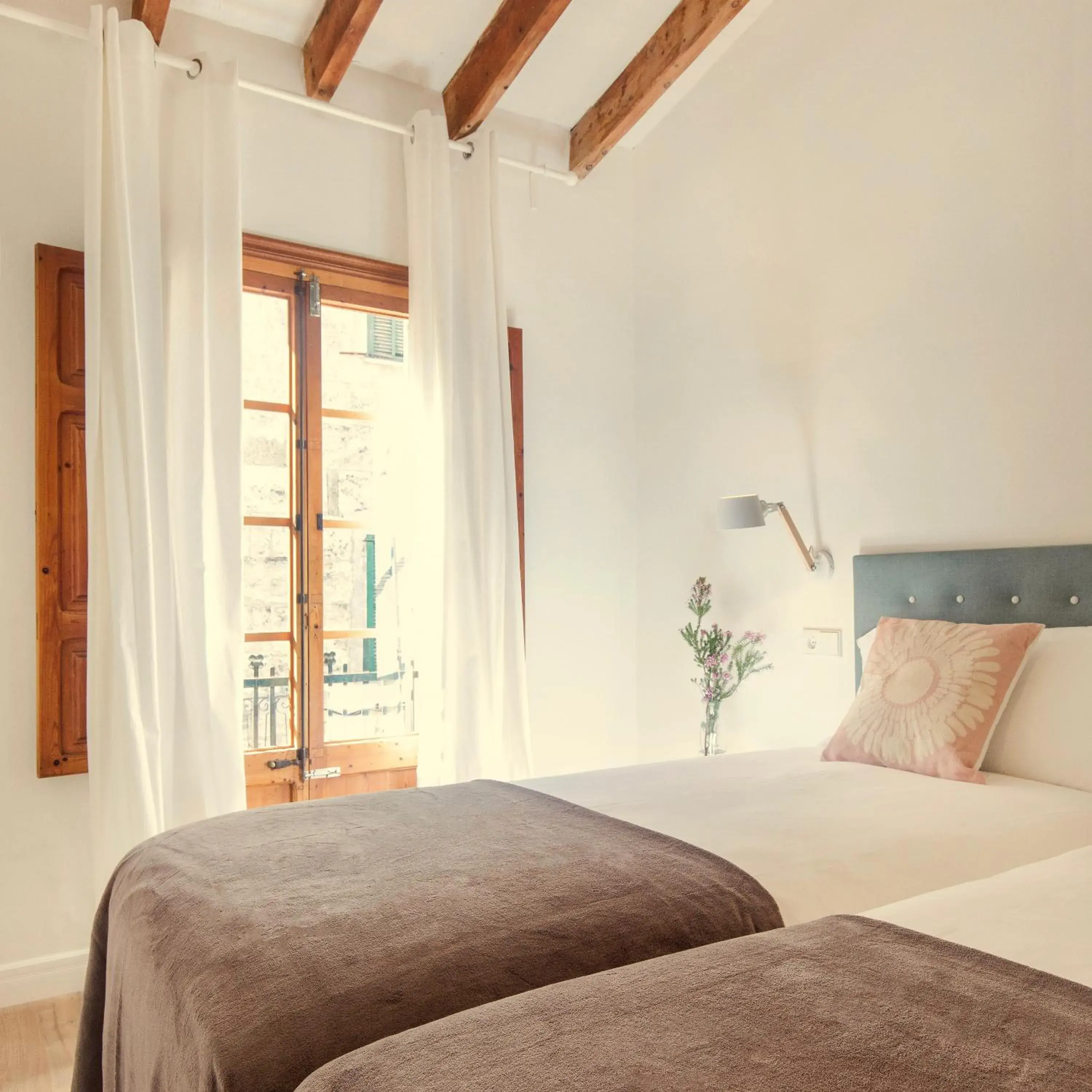 Twin Room in Senda Caimari Twin Room in Senda Caimari