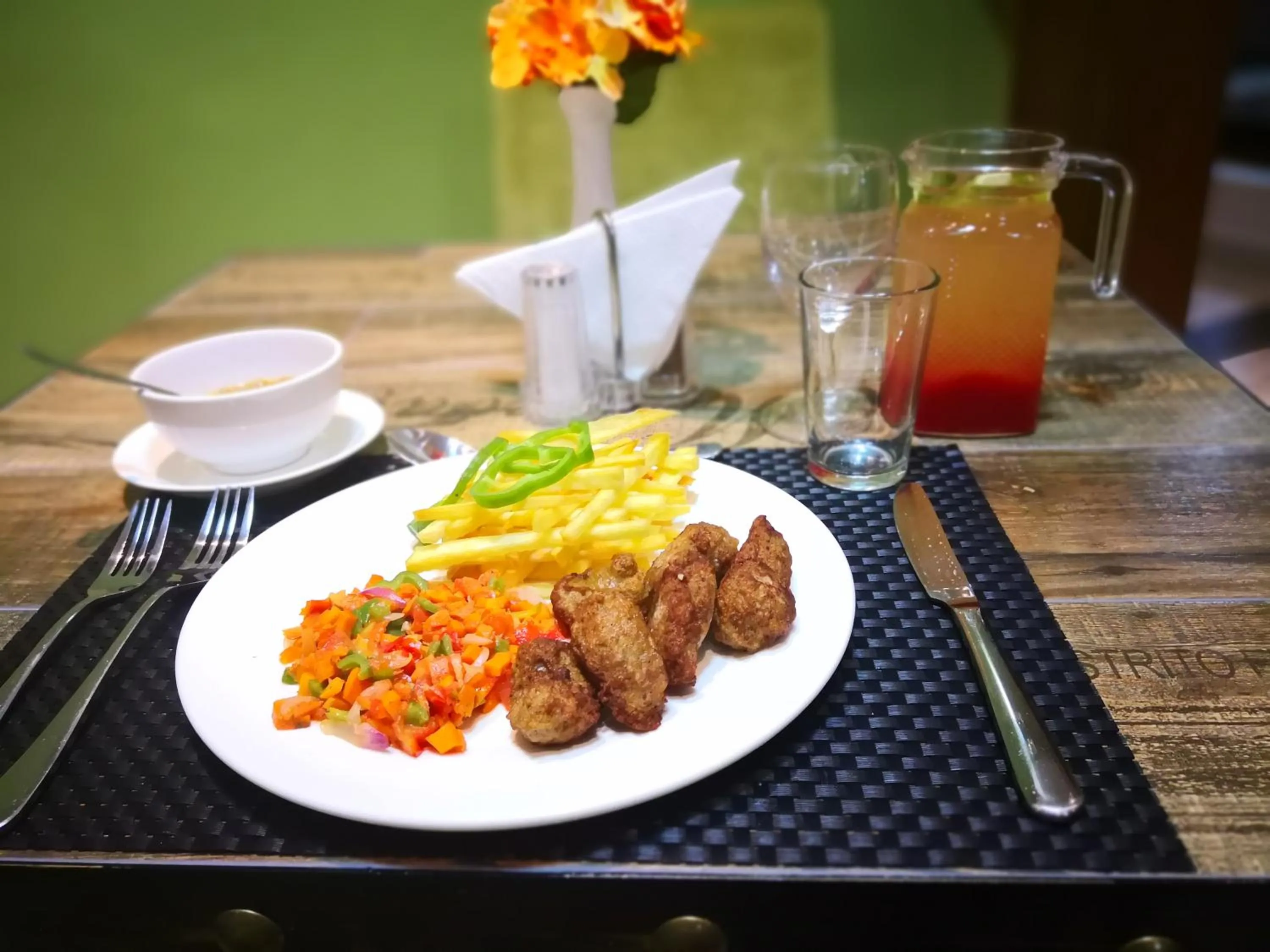 Food and drinks in Frederick's Lodge