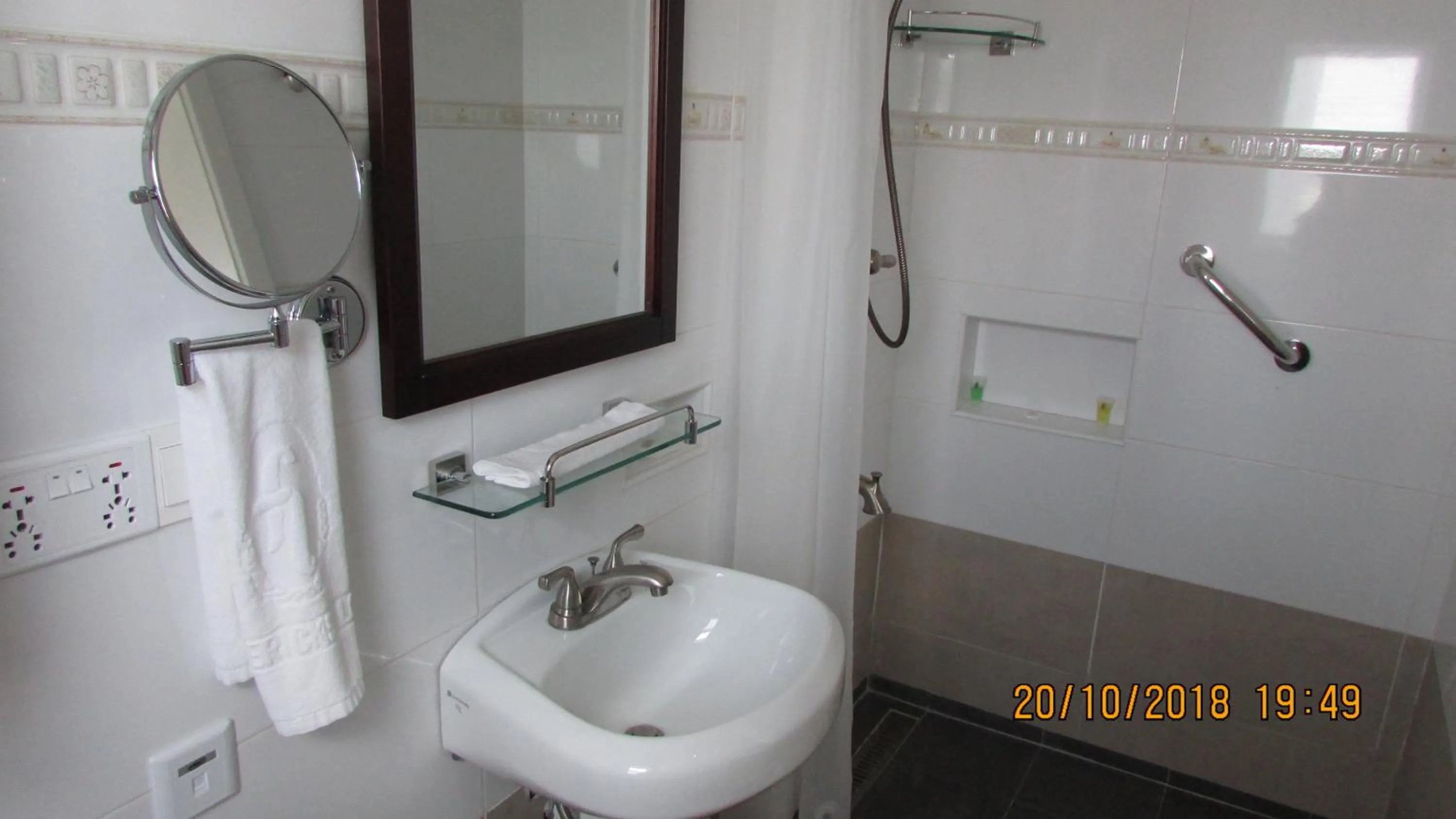 Bathroom in Frederick's Lodge