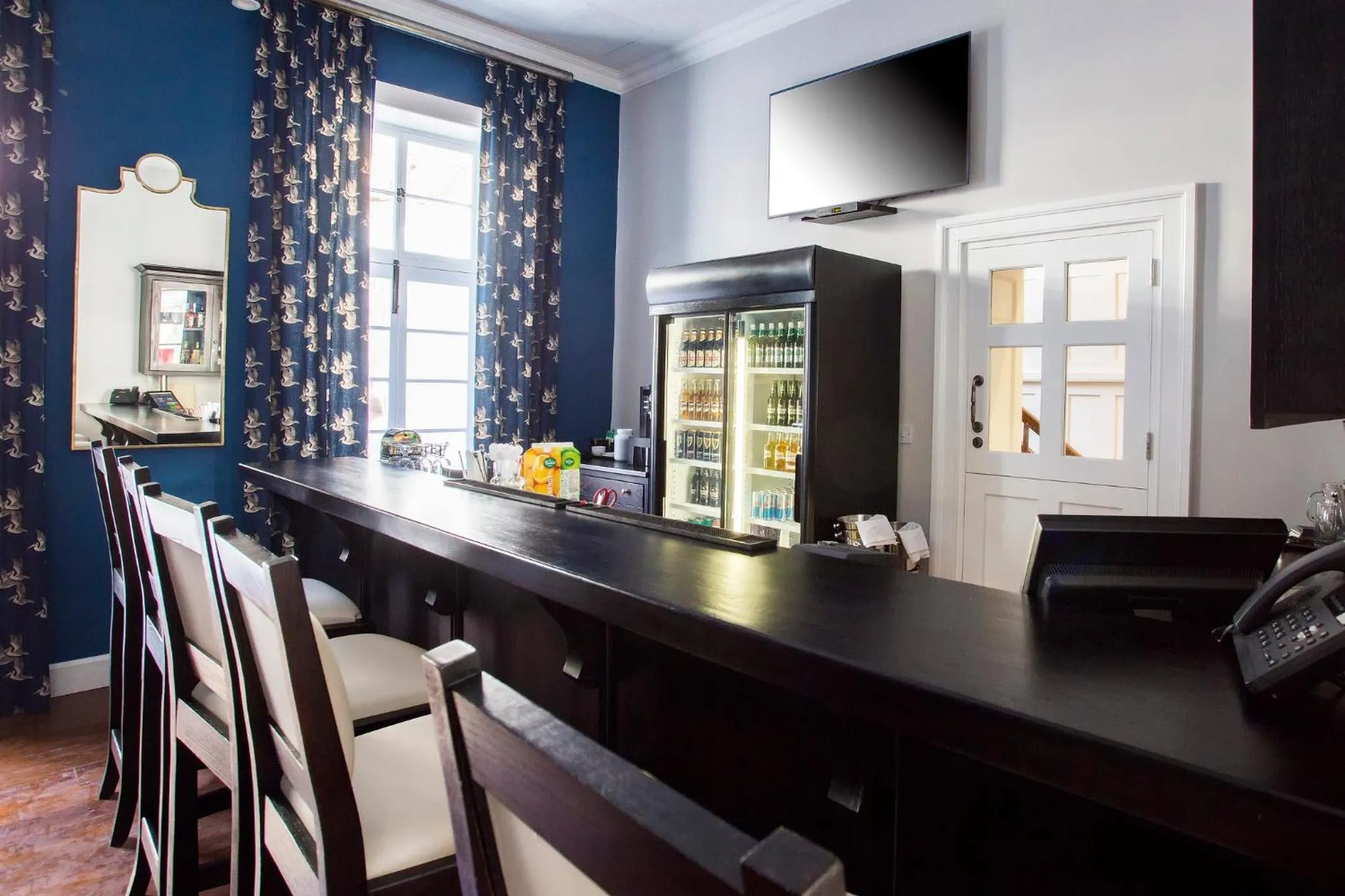 Restaurant/places to eat in Mantis St Helena