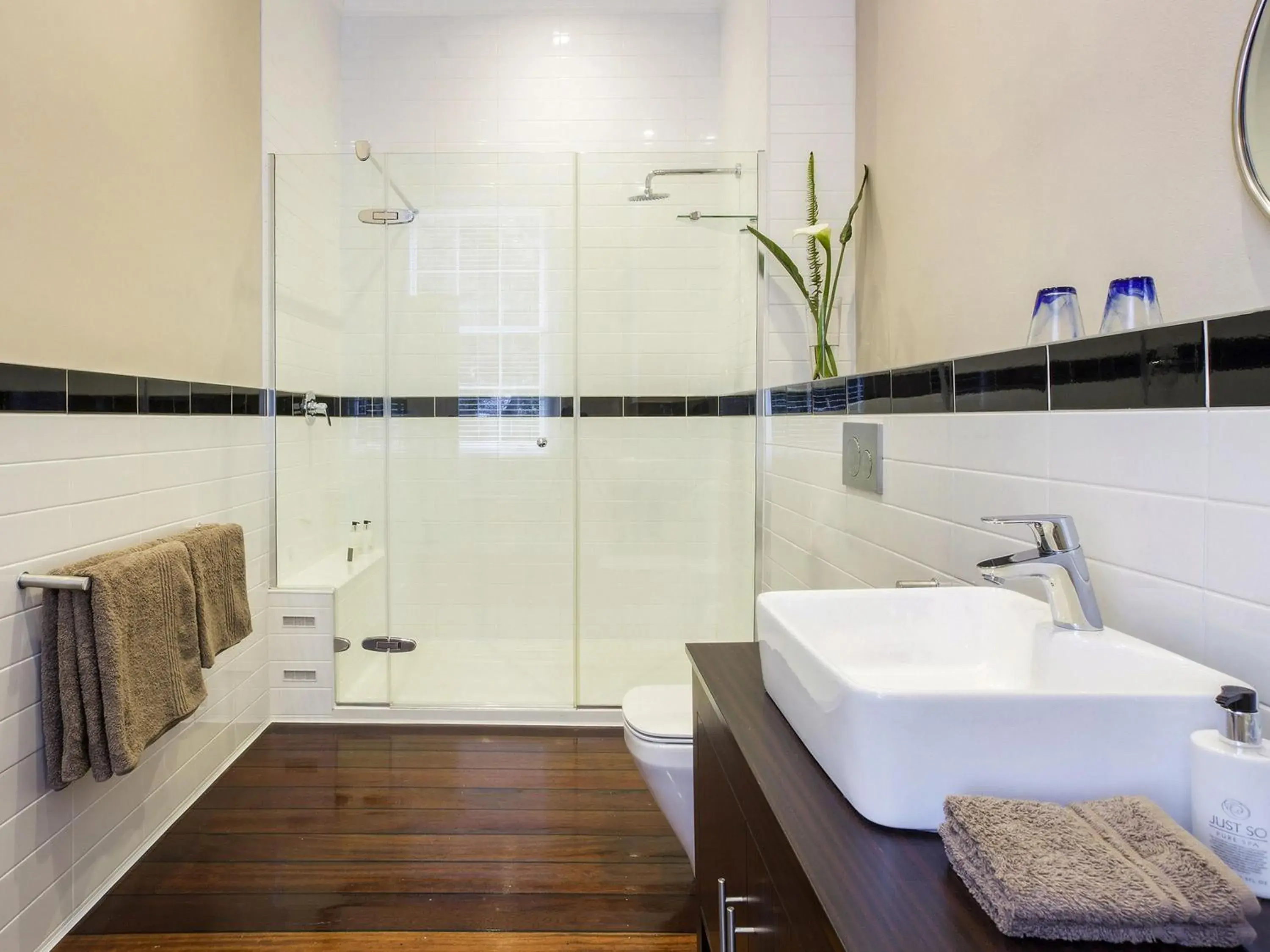 Bedroom in Mantis St Helena Bedroom in Mantis St Helena