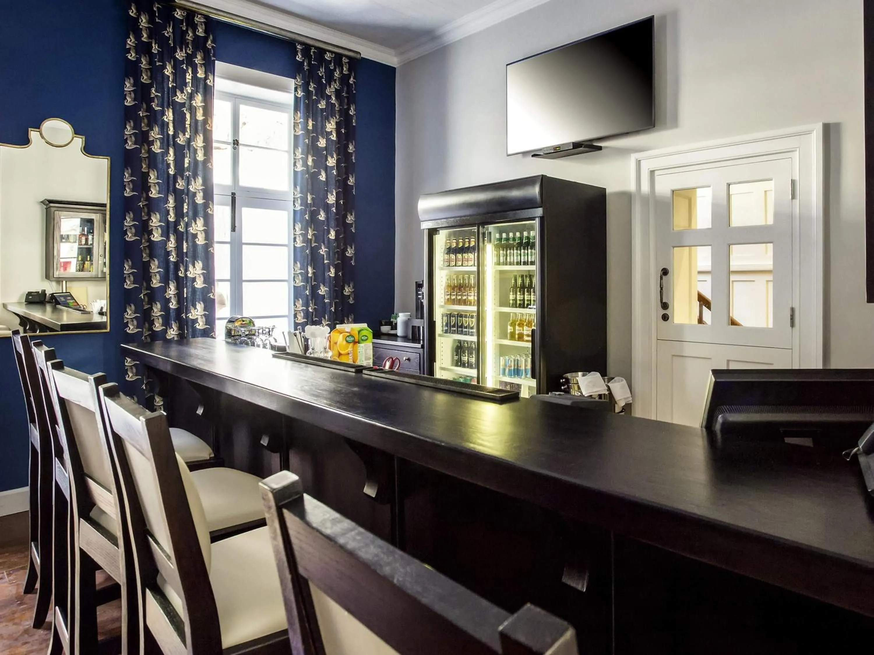 Lounge or bar in Mantis St Helena