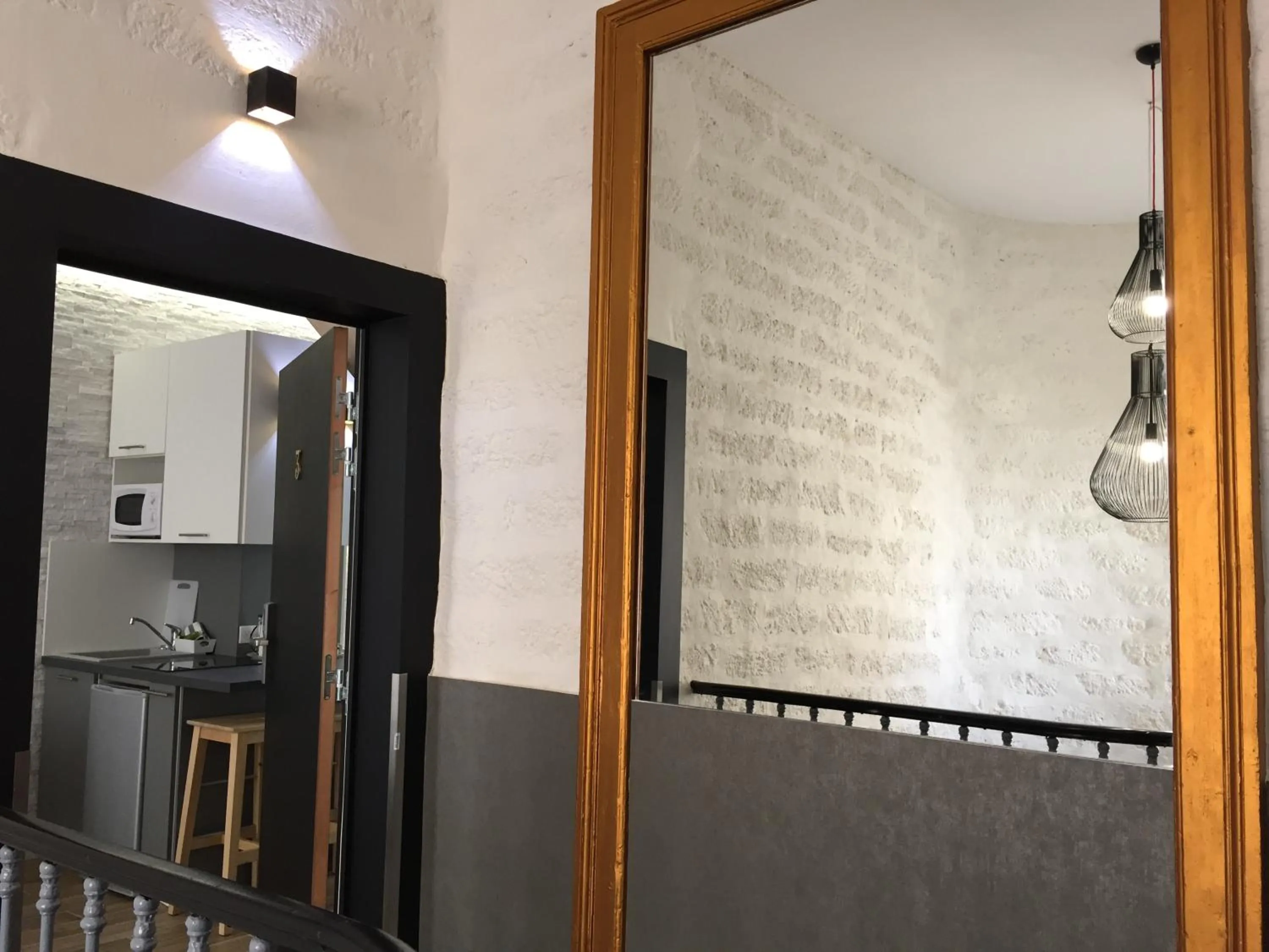 Decorative detail in Privilège Hôtel & Apparts Eurociel Centre Comédie