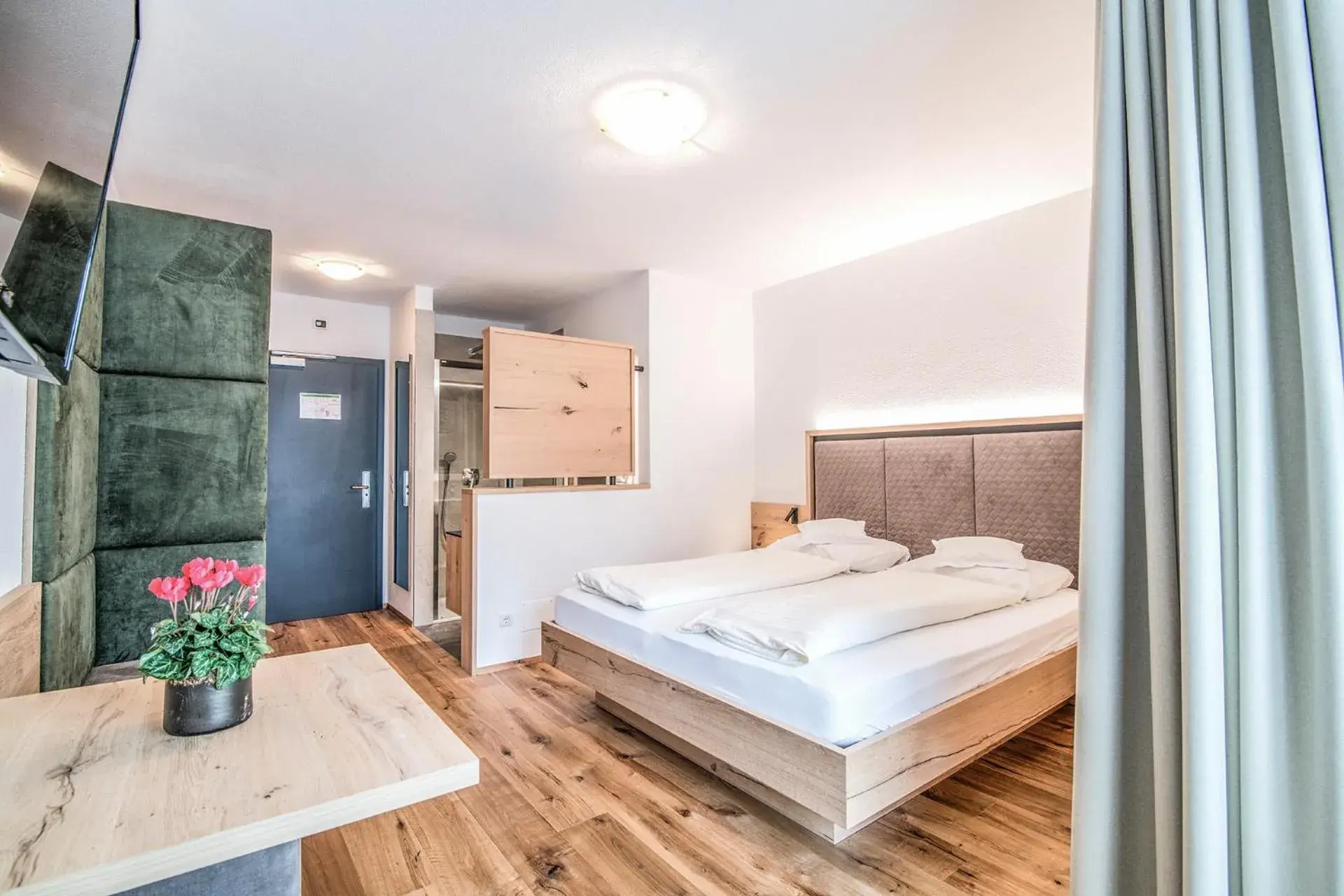 Standard Double Room in Hotel Sterzinger Moos Standard Double Room in Hotel Sterzinger Moos
