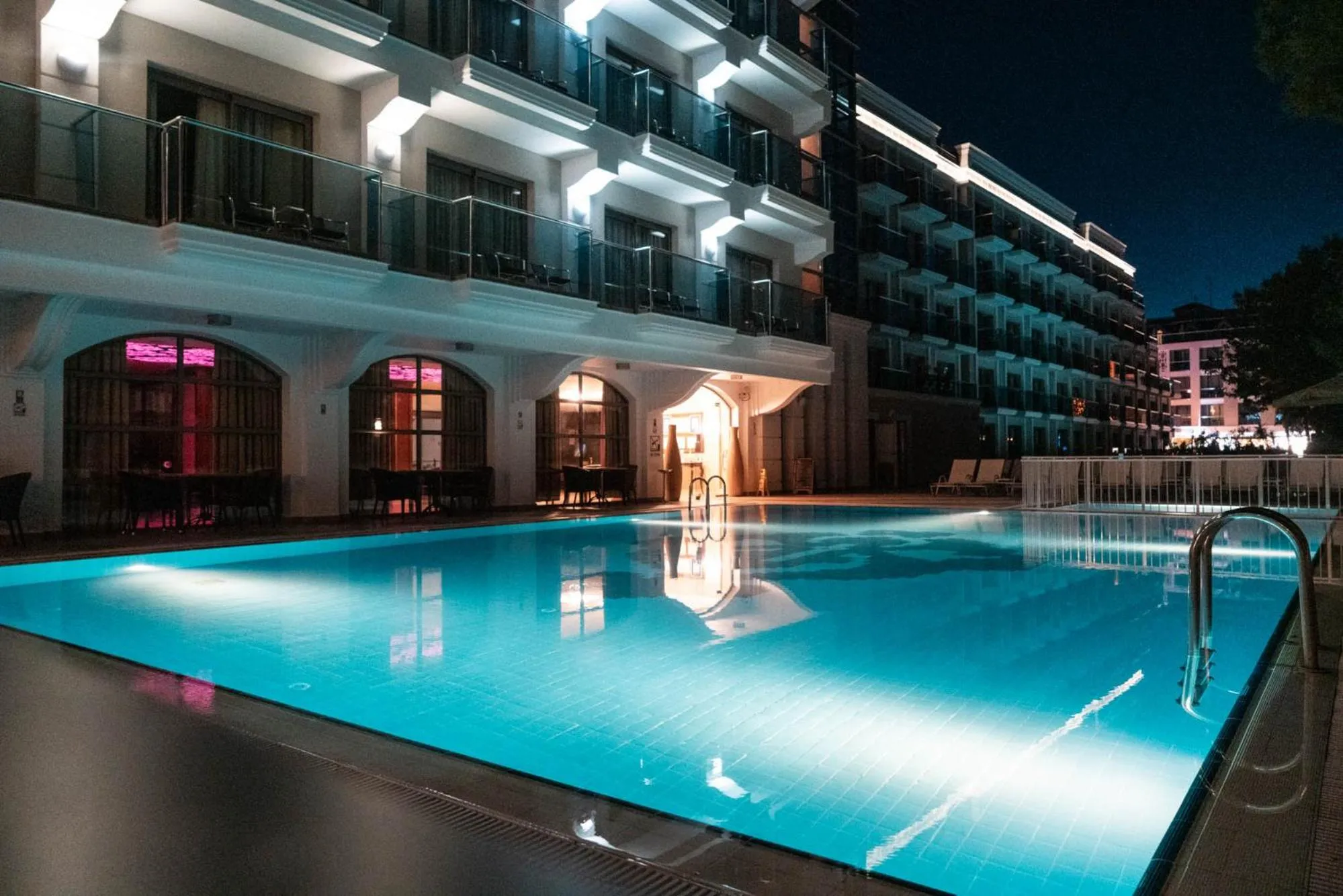 Emre Beach & Emre Hotel