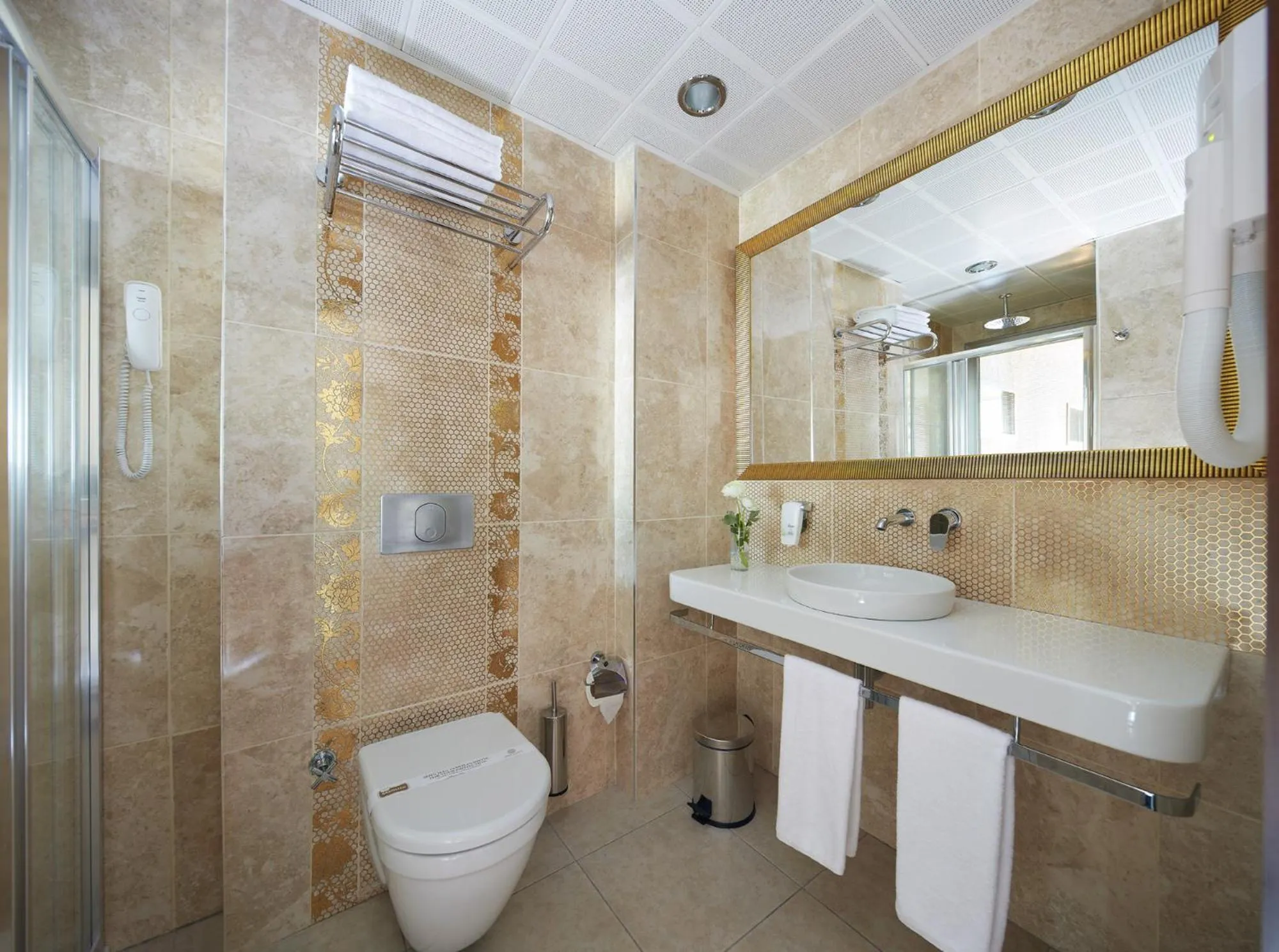 Emre Beach & Emre Hotel