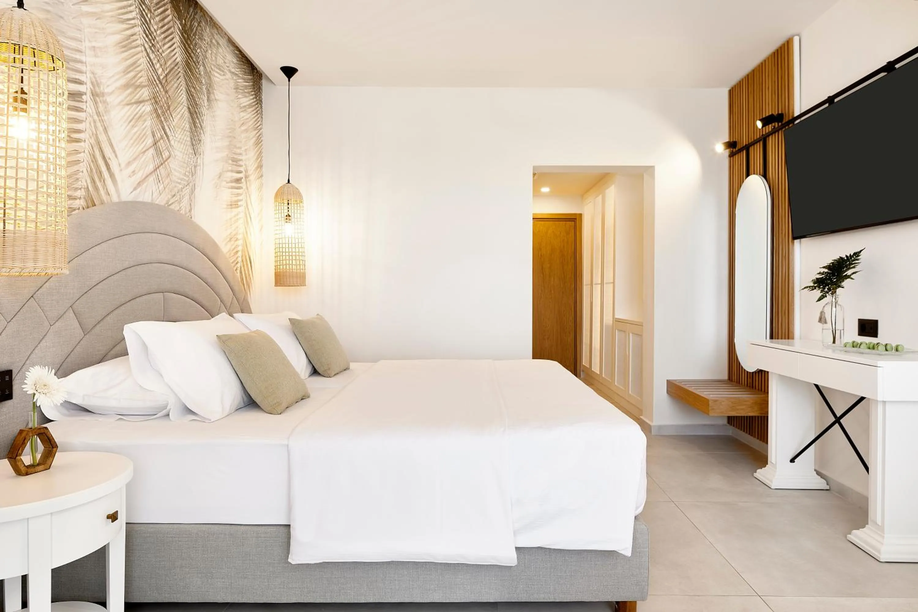 Bedroom, Bed in Iberostar Selection Creta Marine