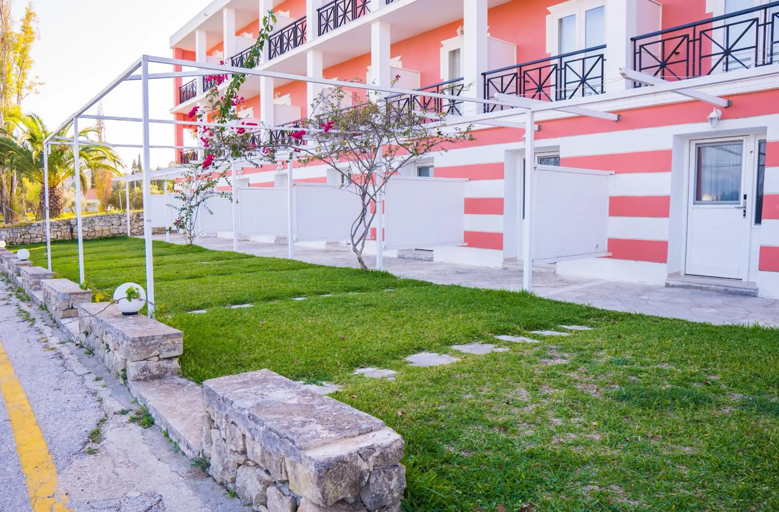 Garden view in Palatino Hotel Garden view in Palatino Hotel