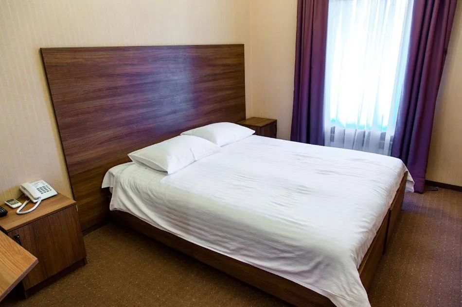 Day, Bed in Hotel Krakow