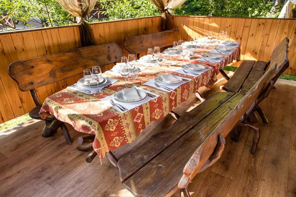 Restaurant/places to eat in Hotel Krakow