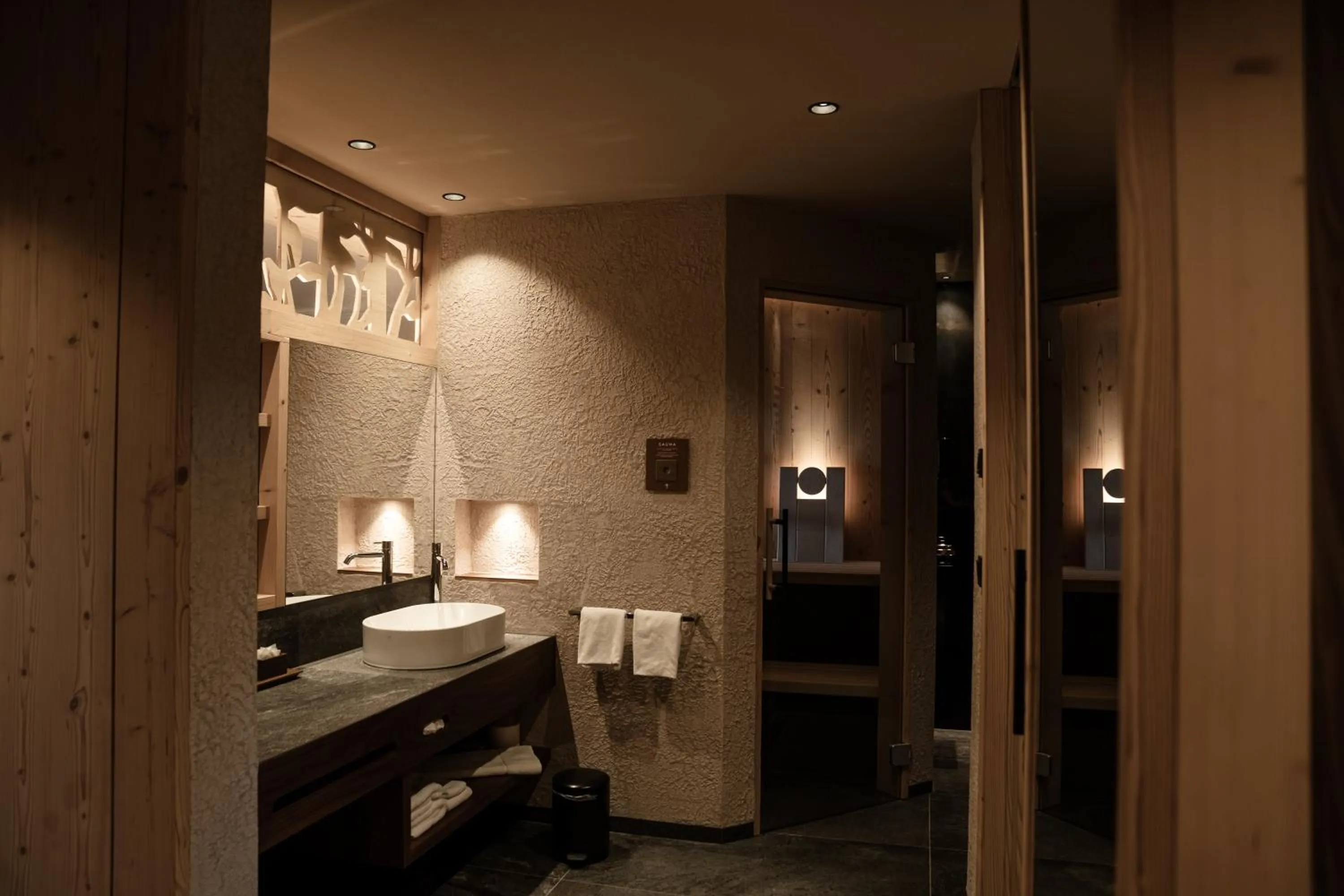 Bathroom in Hotel Masl