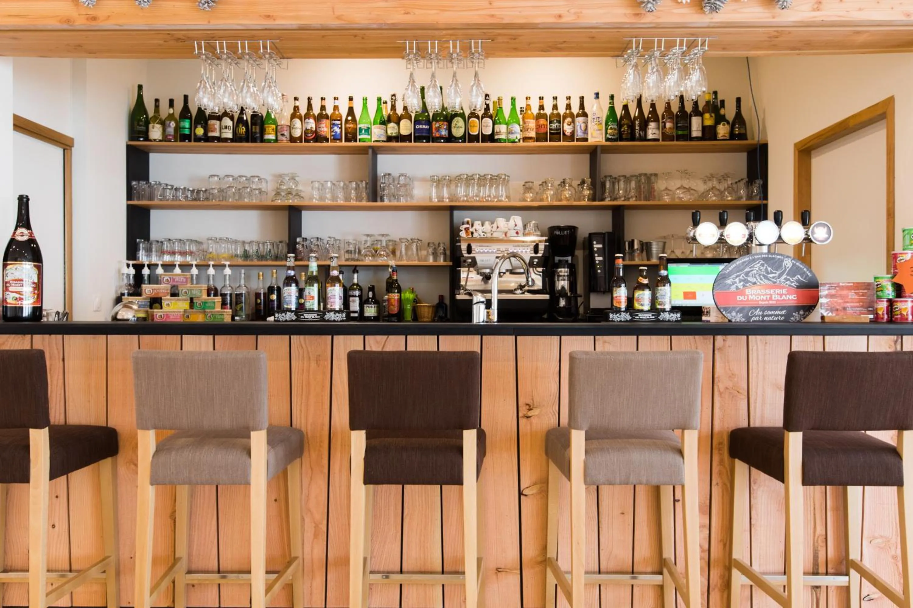 Lounge or bar in Village Vacances le Bérouze