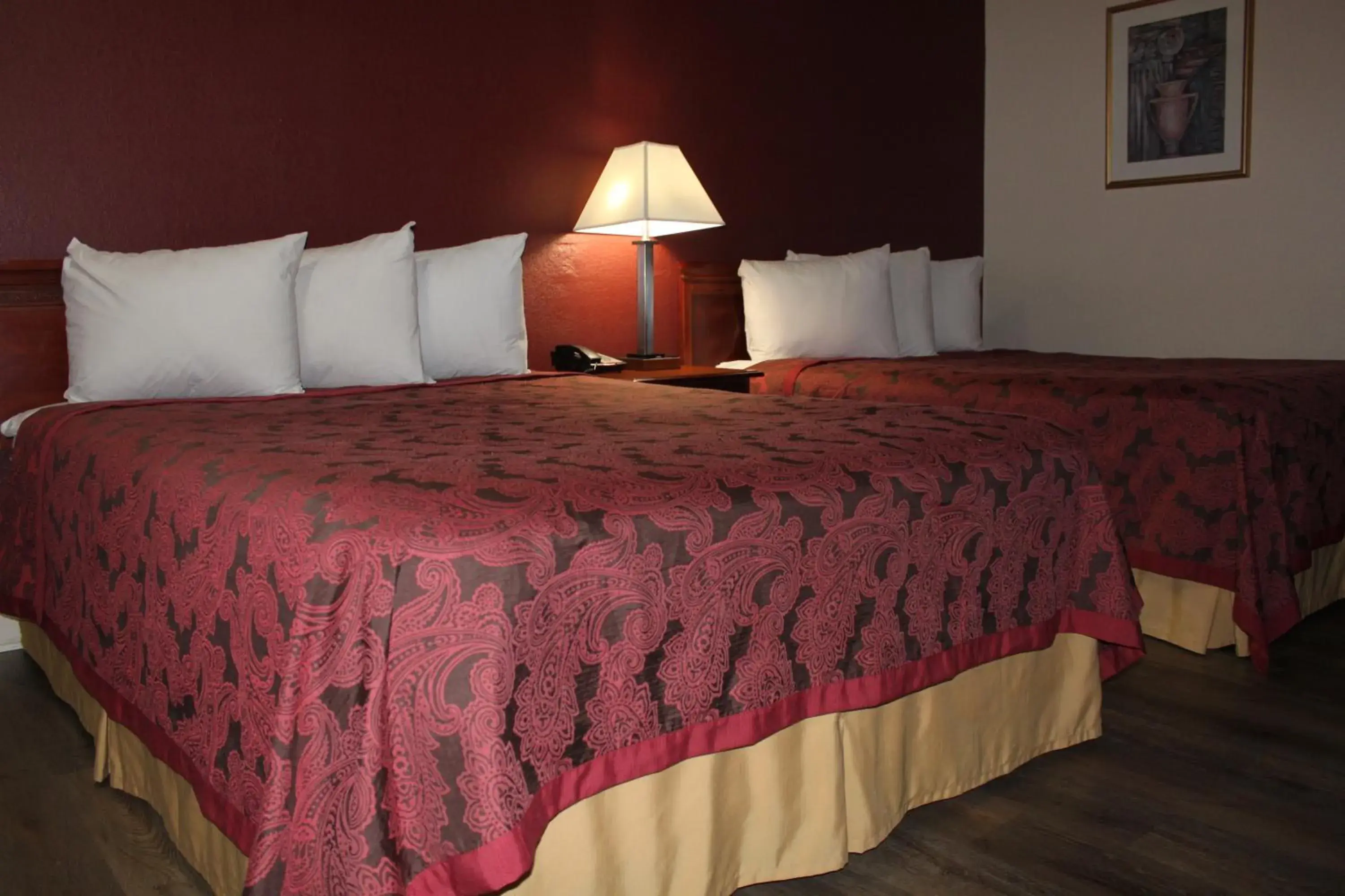Double Room Non-Smoking in Travel Inn Buford - Mall of Georgia Double Room Non-Smoking in Travel Inn Buford - Mall of Georgia