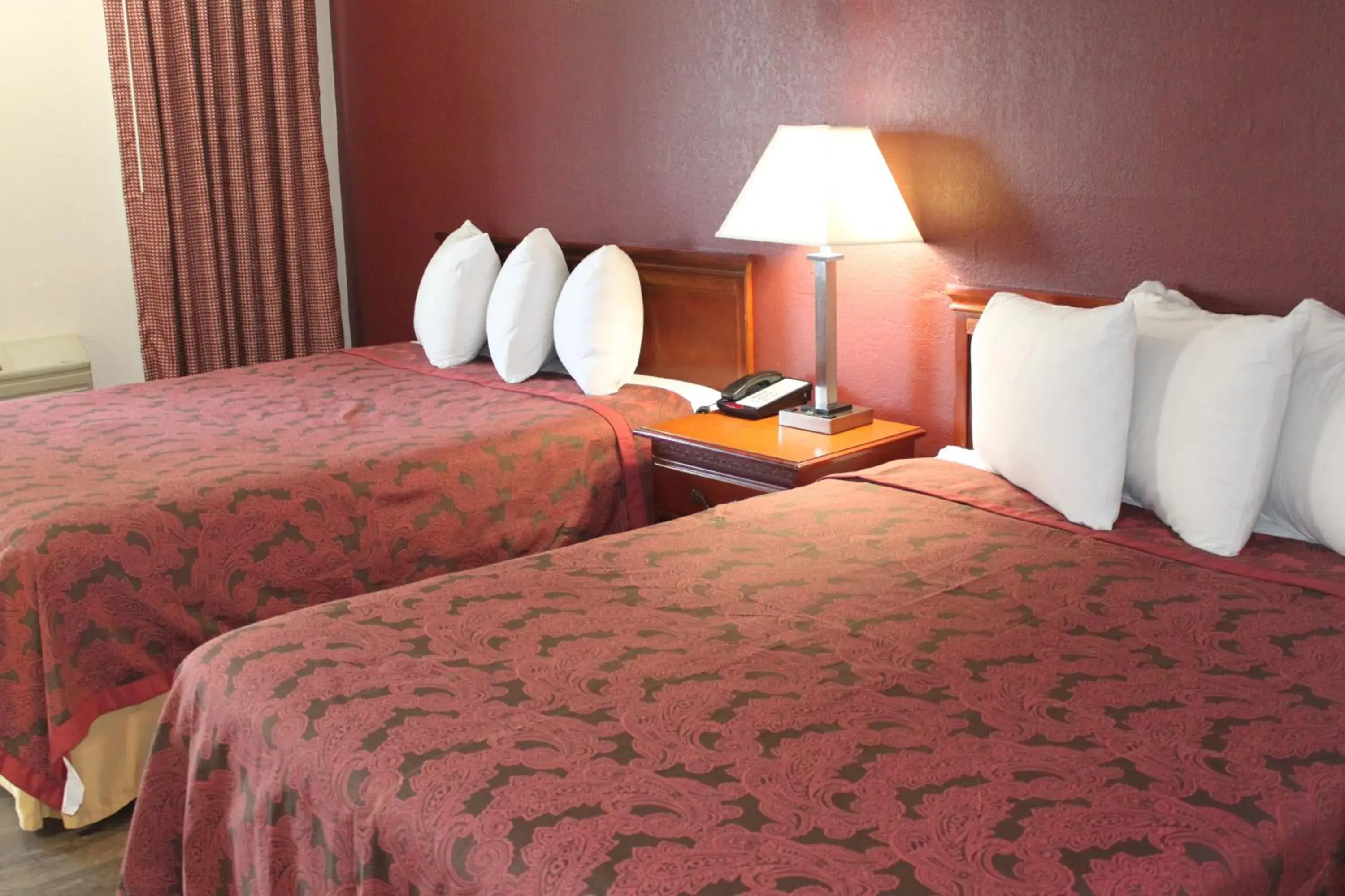 Double Room Non-Smoking in Travel Inn Buford - Mall of Georgia Double Room Non-Smoking in Travel Inn Buford - Mall of Georgia