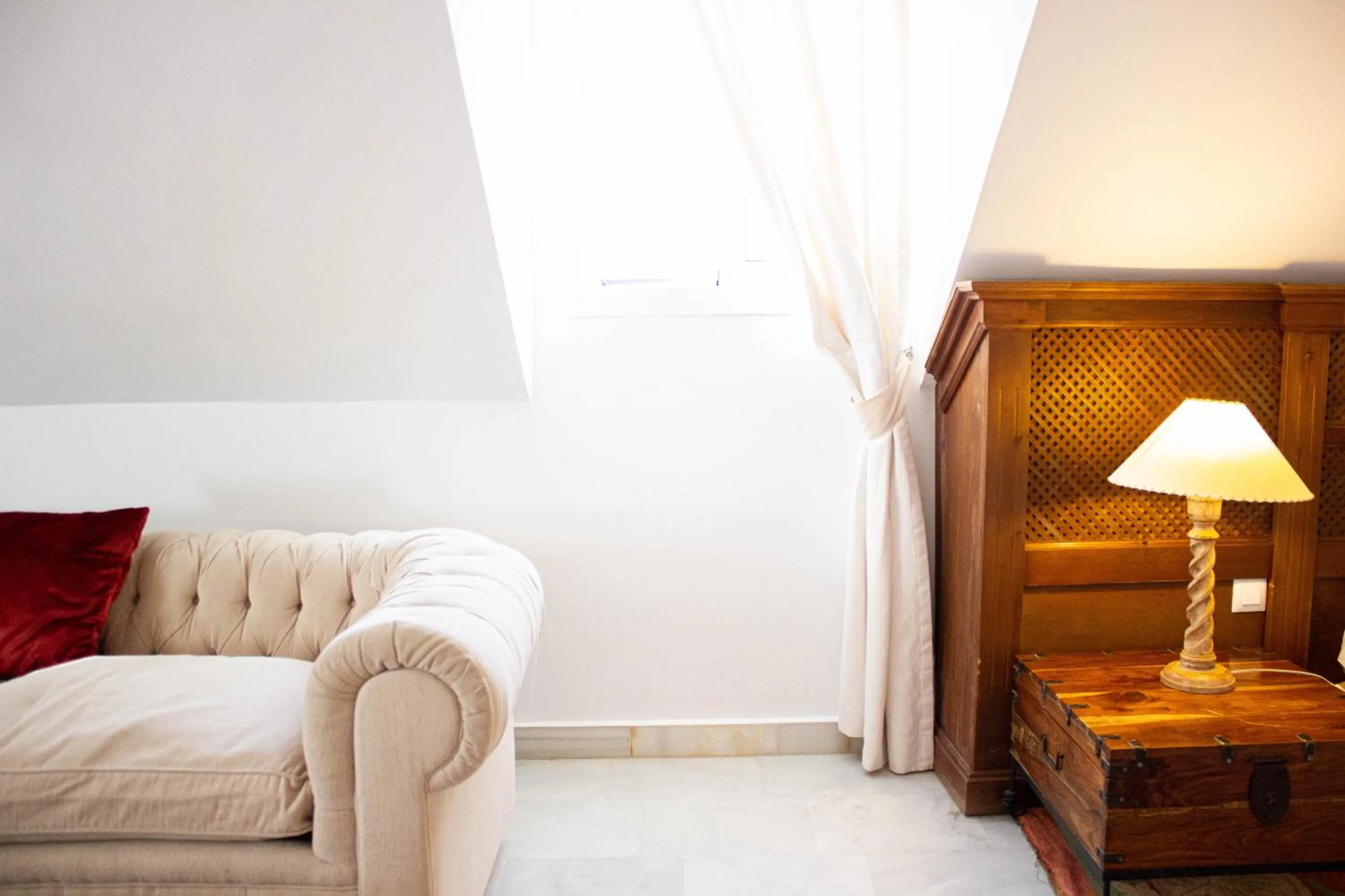 Photo of the whole room in Hotel Hacienda Montenmedio