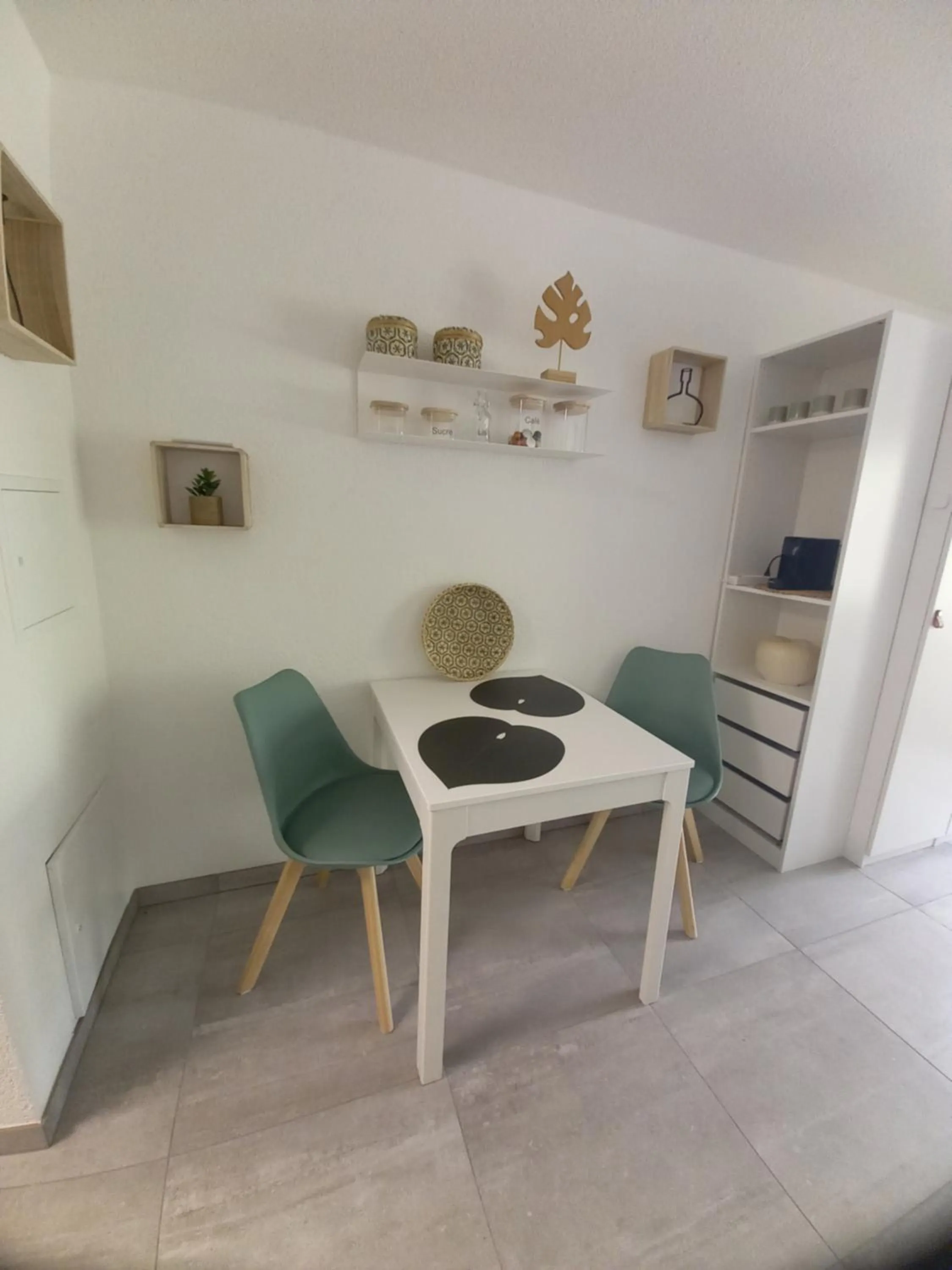 Dining area in Saillon Evasion Sarl