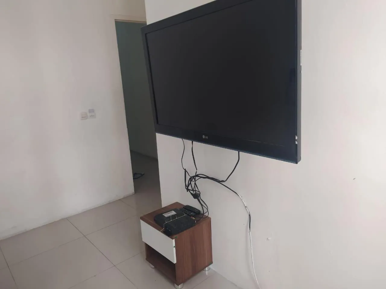 TV and multimedia in Ancol Homestay