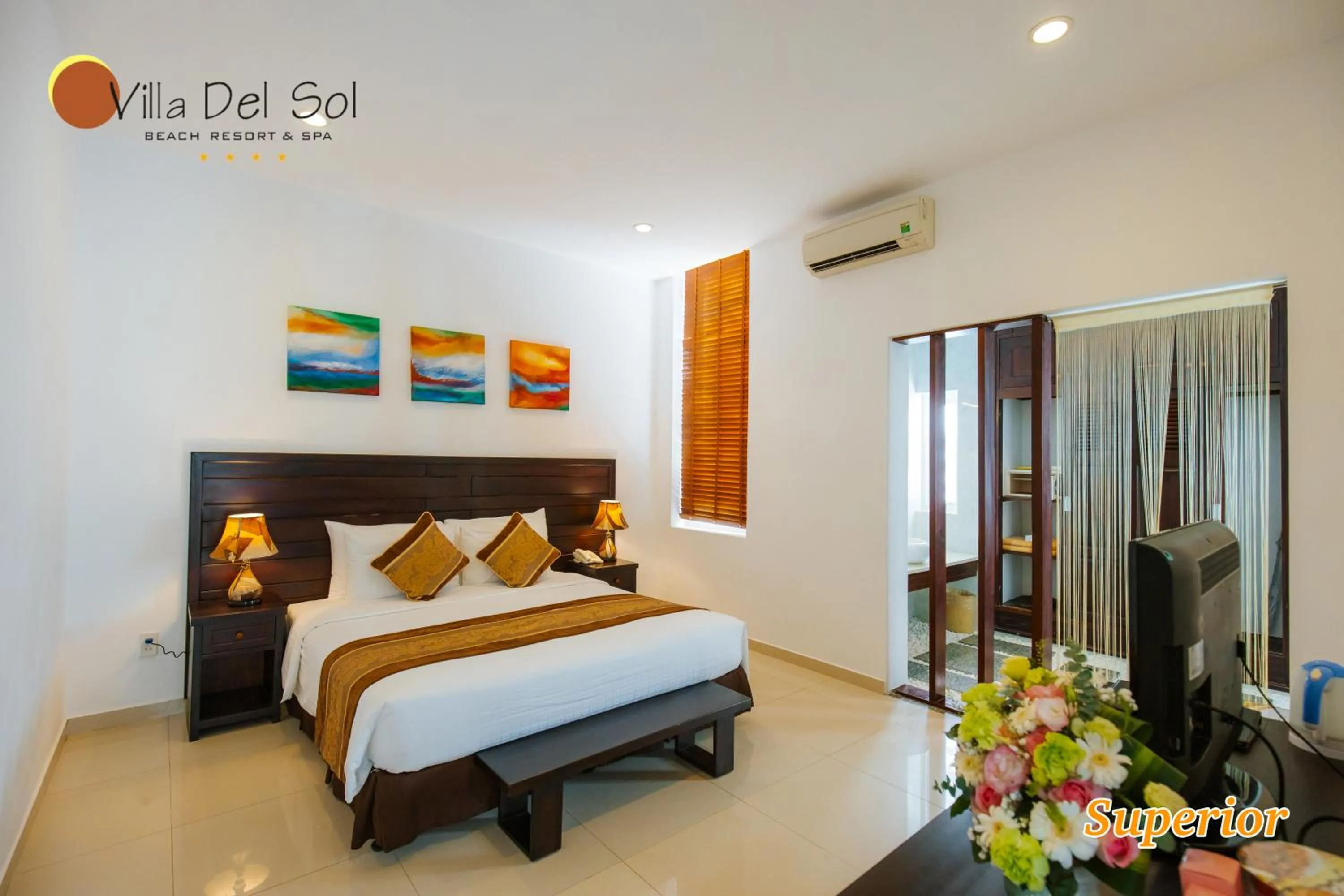 Bedroom, Bed in Villa Del Sol Beach Resort & Spa