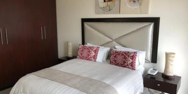 Bed in Coral Beach Bed & Breakfast