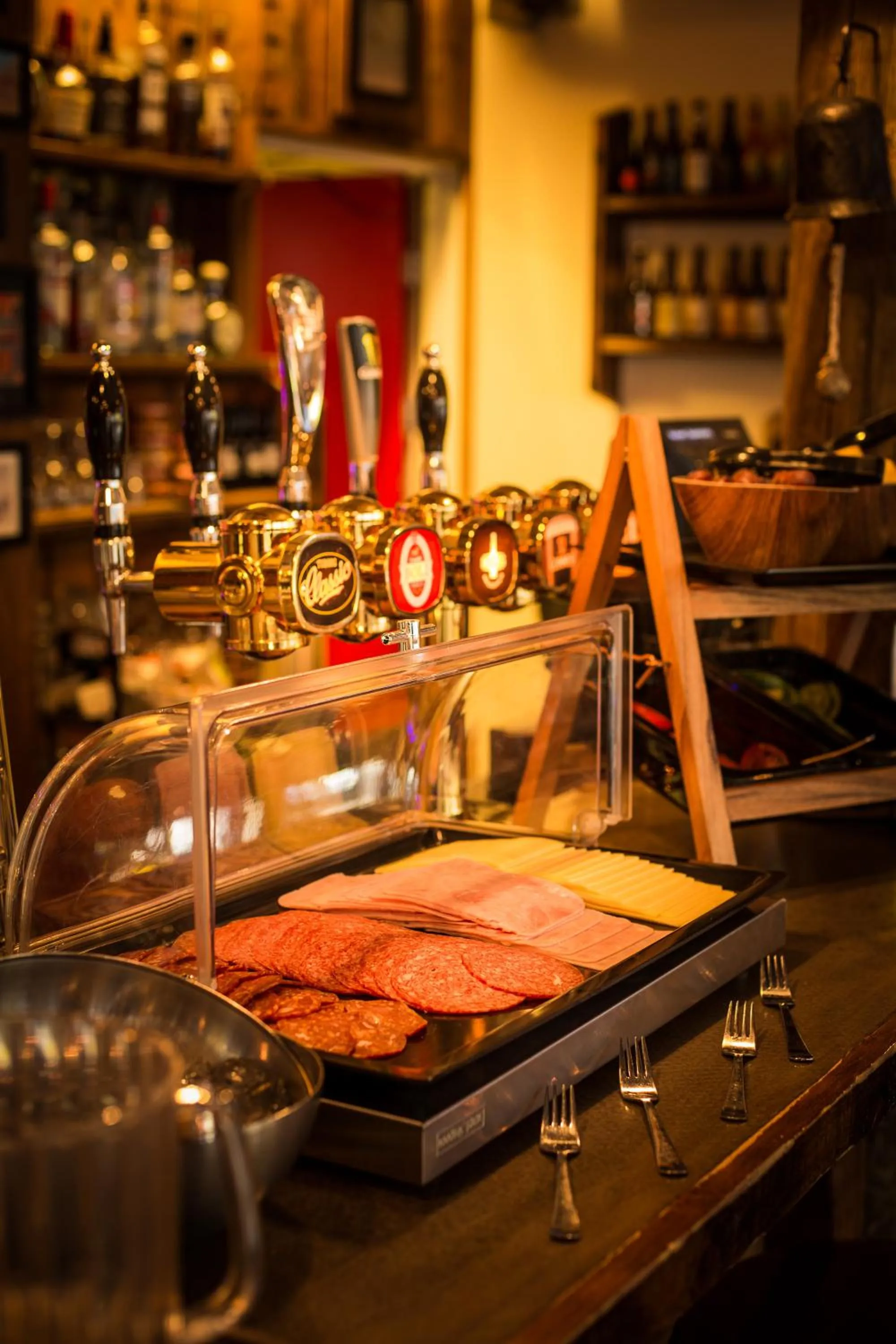 Breakfast in Akureyri Backpackers