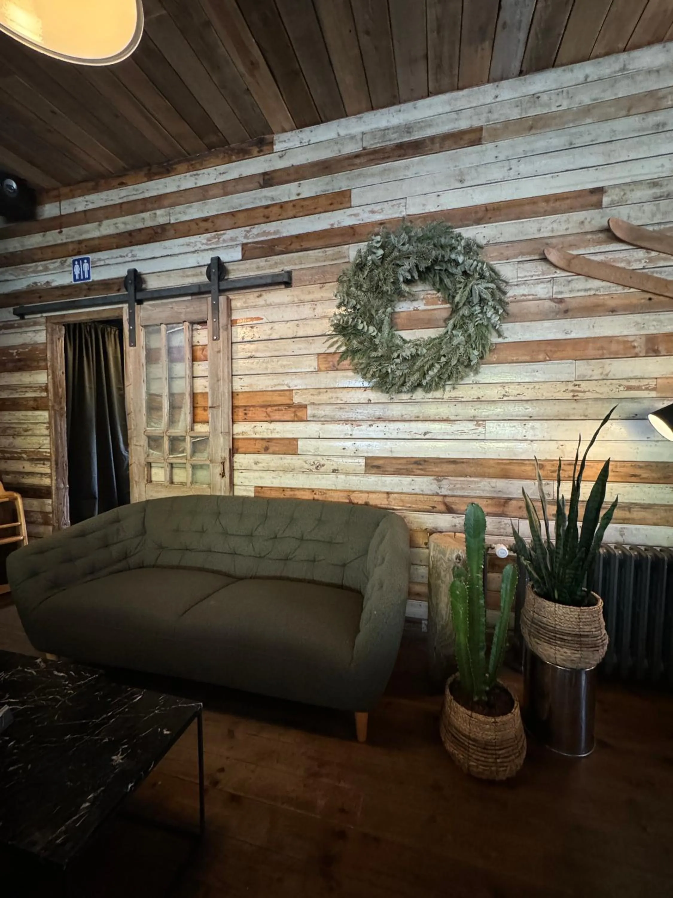 Property building in Akureyri Backpackers