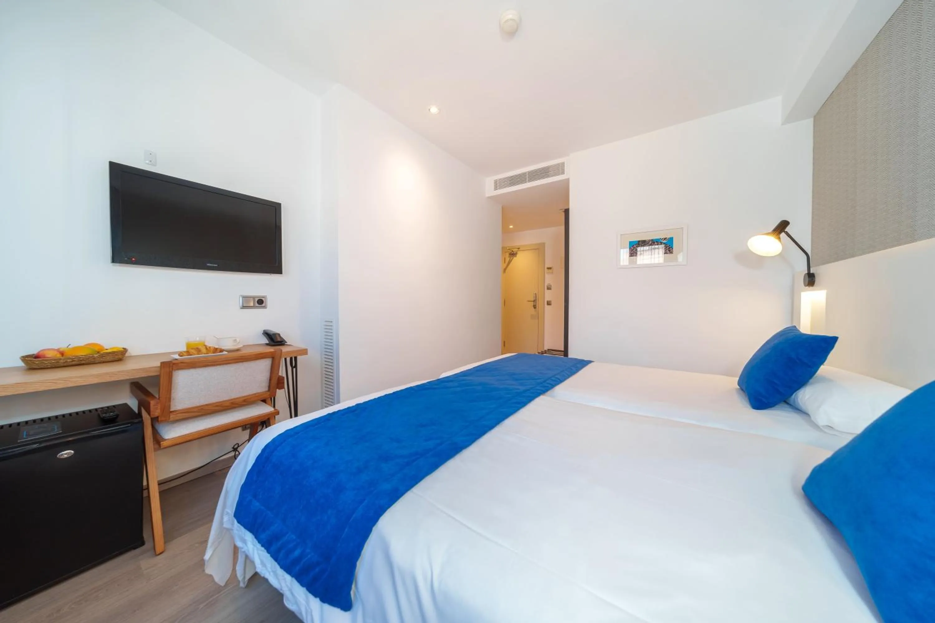 Bed in Mar Calma Hotel