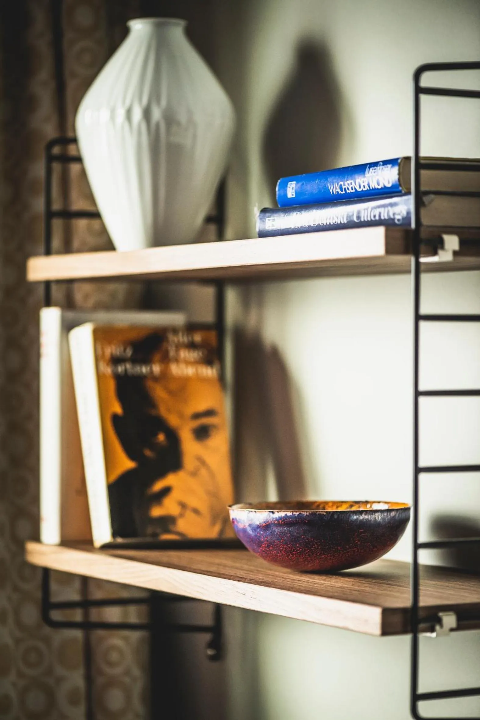 Decorative detail in Henri Hotel Düsseldorf Downtown